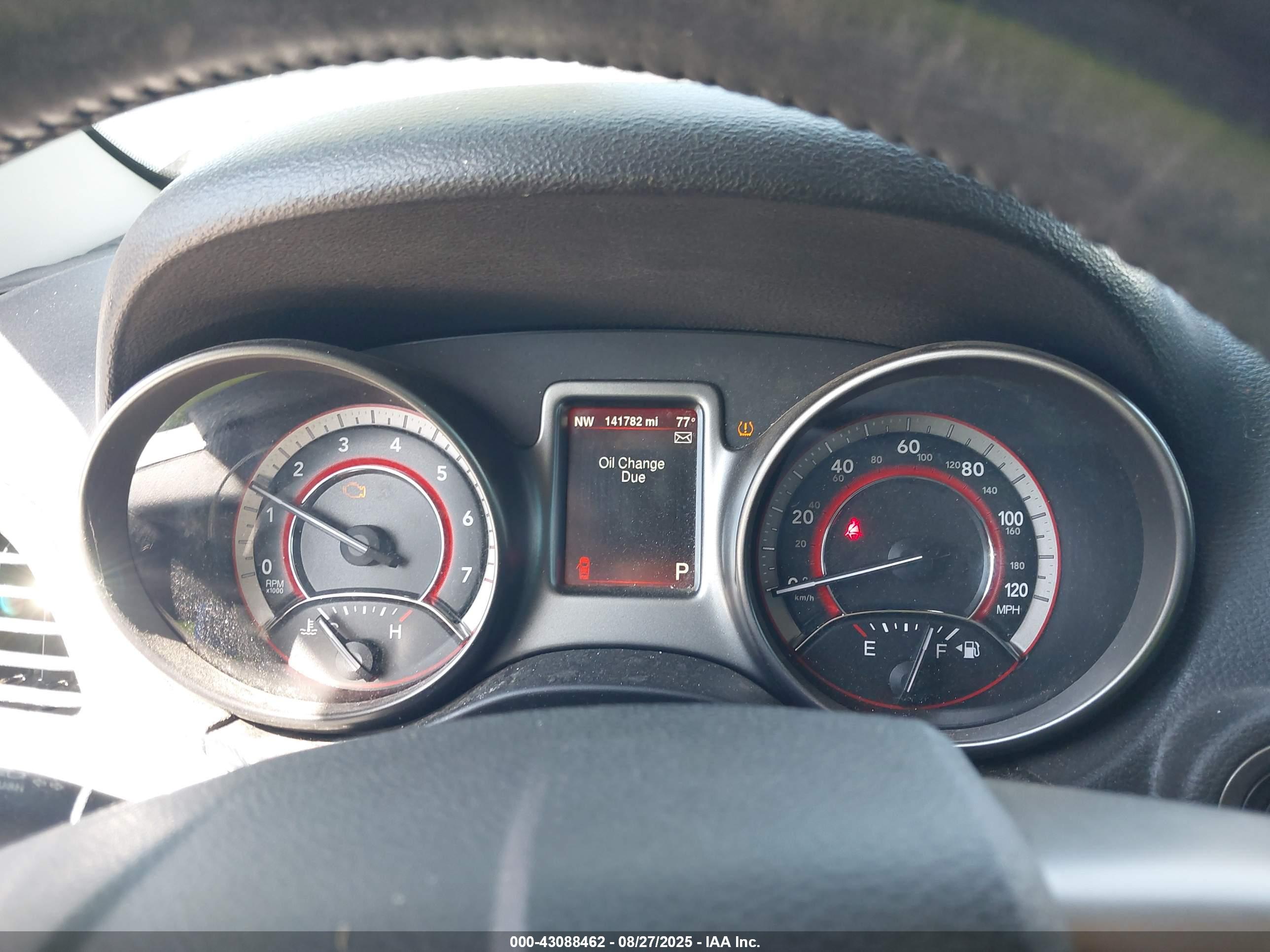 DODGE JOURNEY image 7