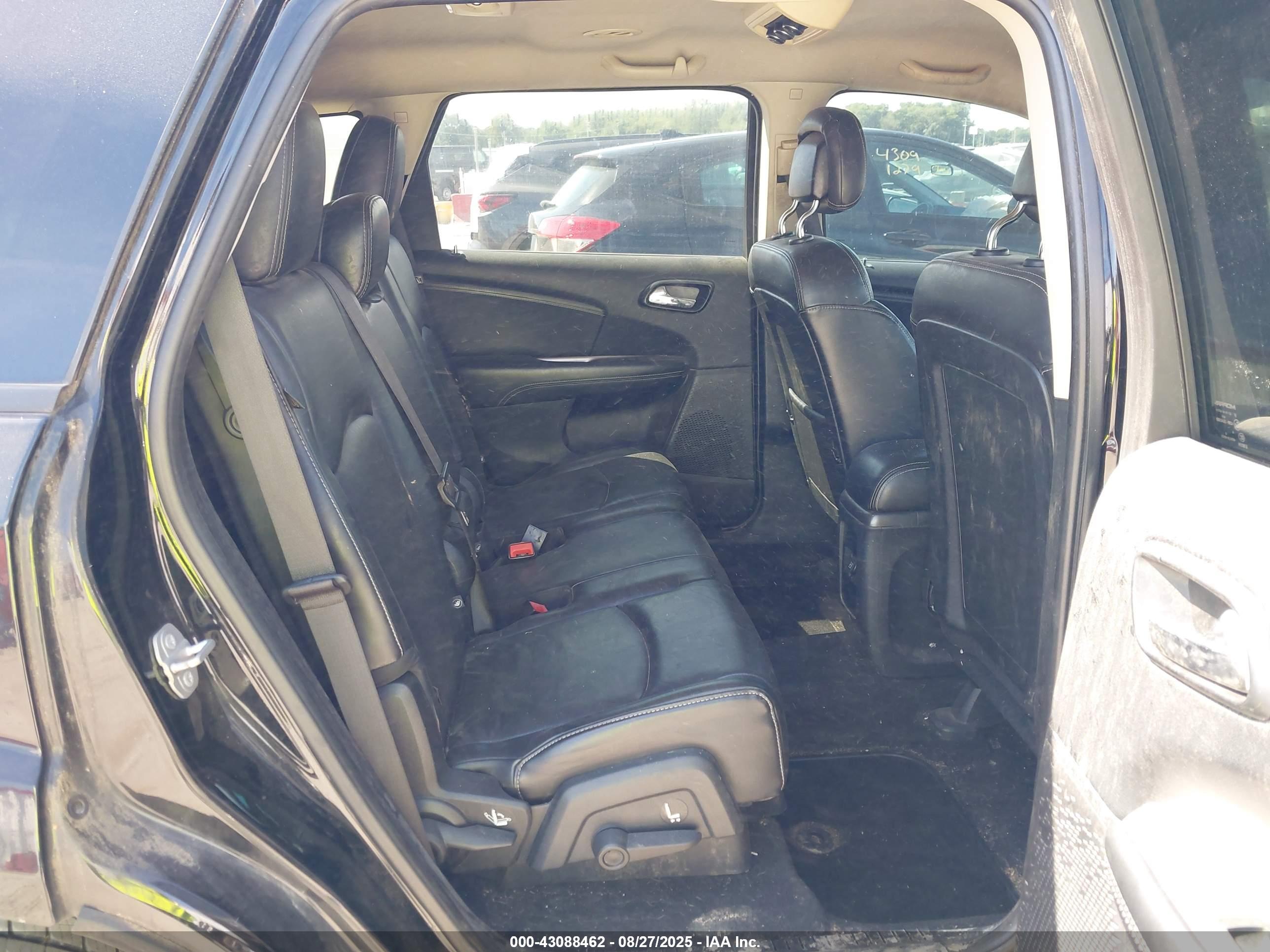 DODGE JOURNEY image 8