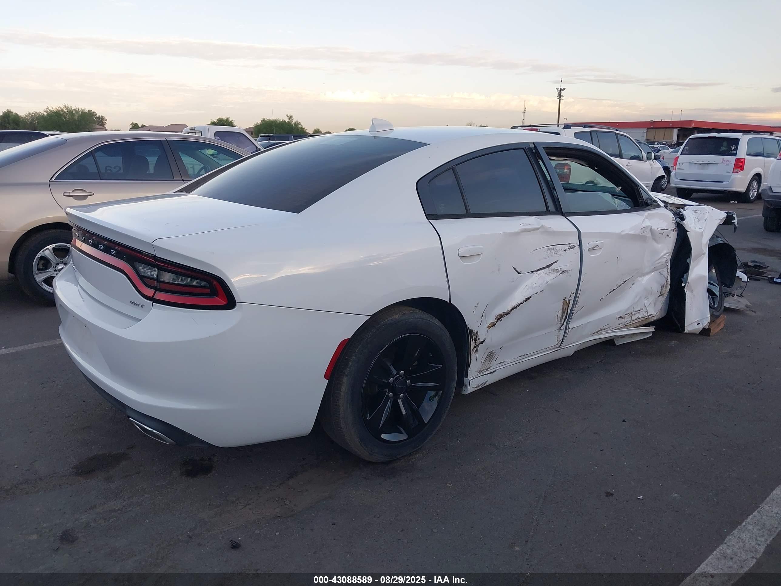 DODGE CHARGER image 4