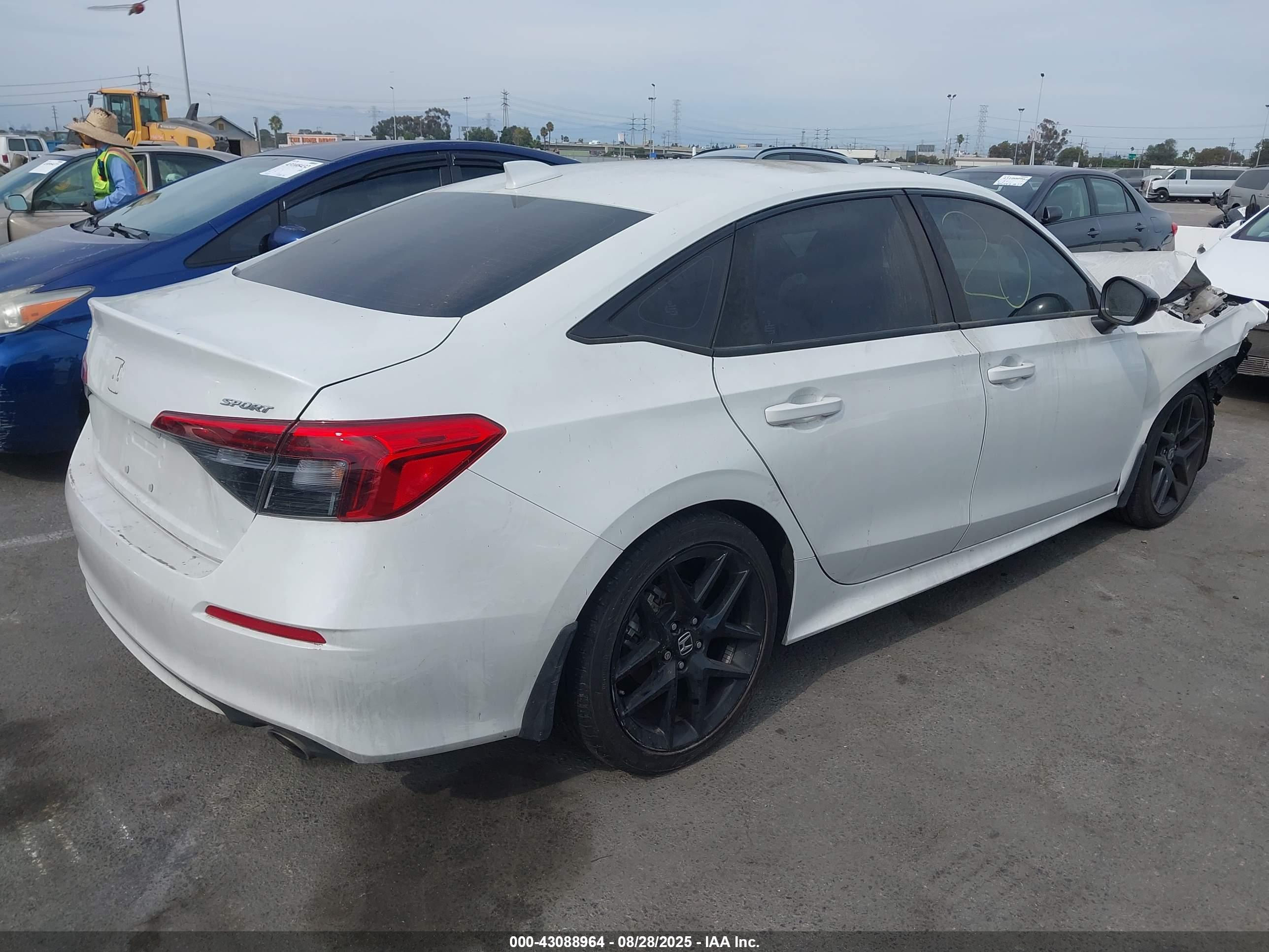 HONDA CIVIC image 4
