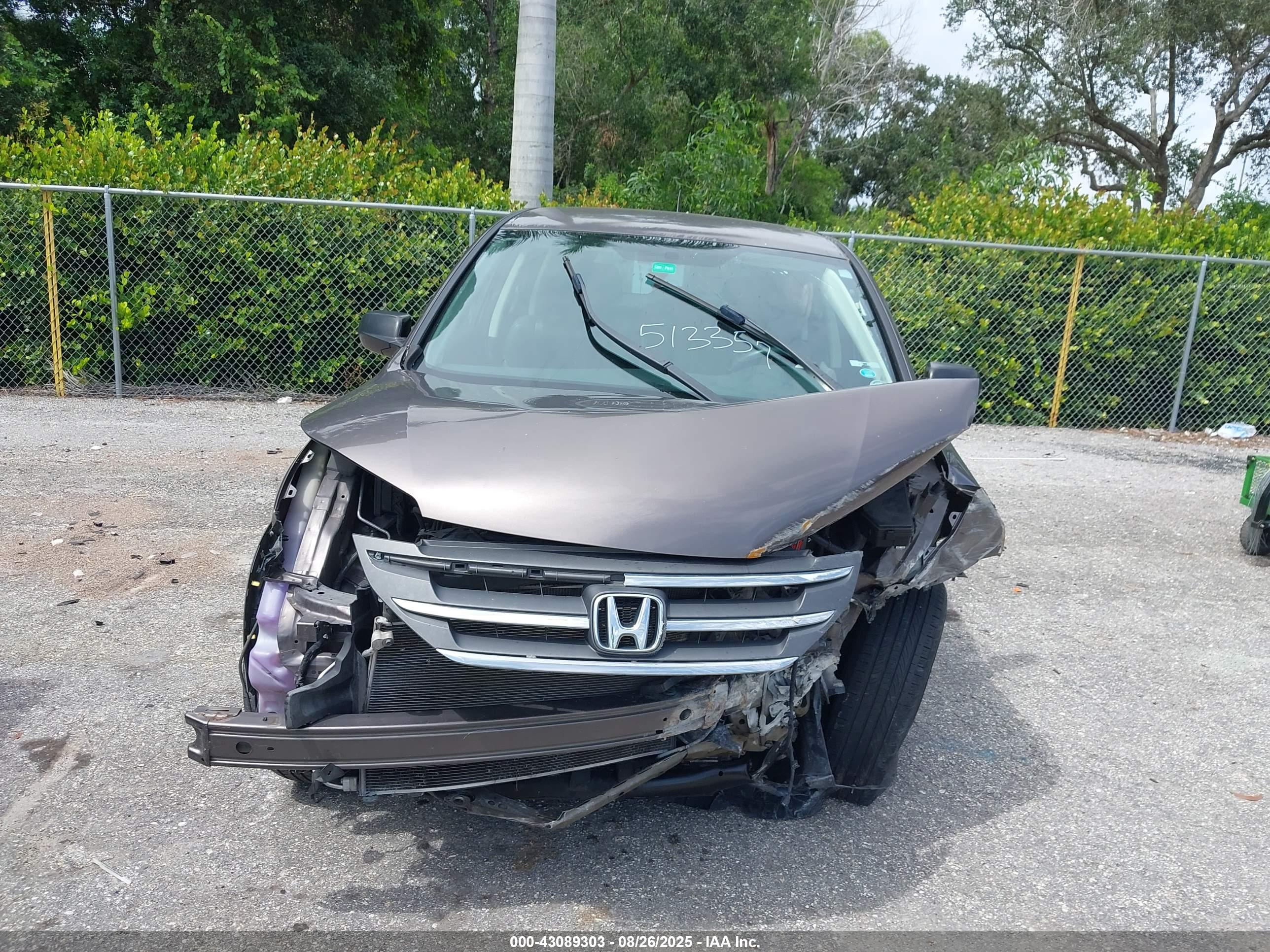 HONDA CR-V image 6
