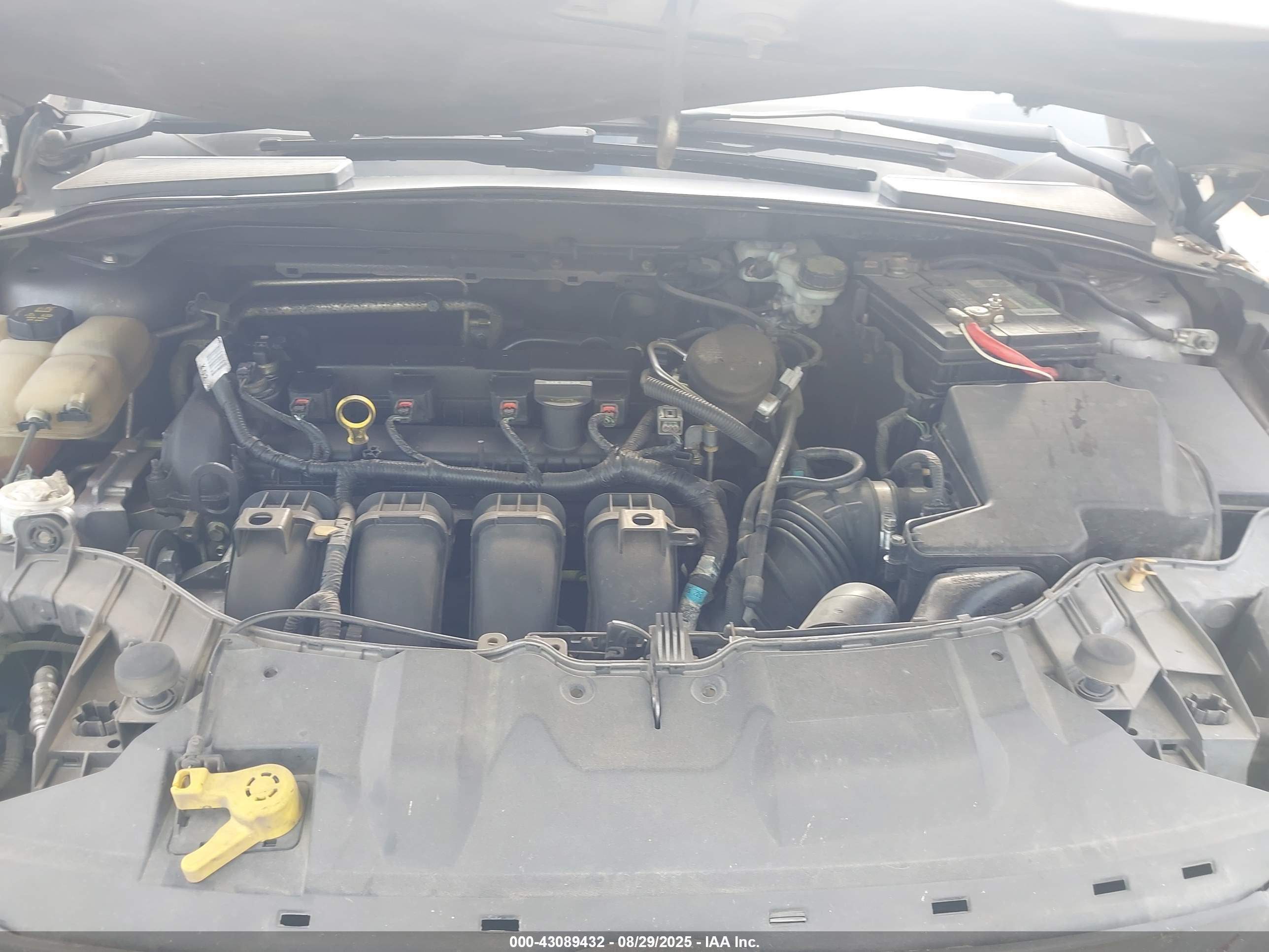FORD FOCUS image 10