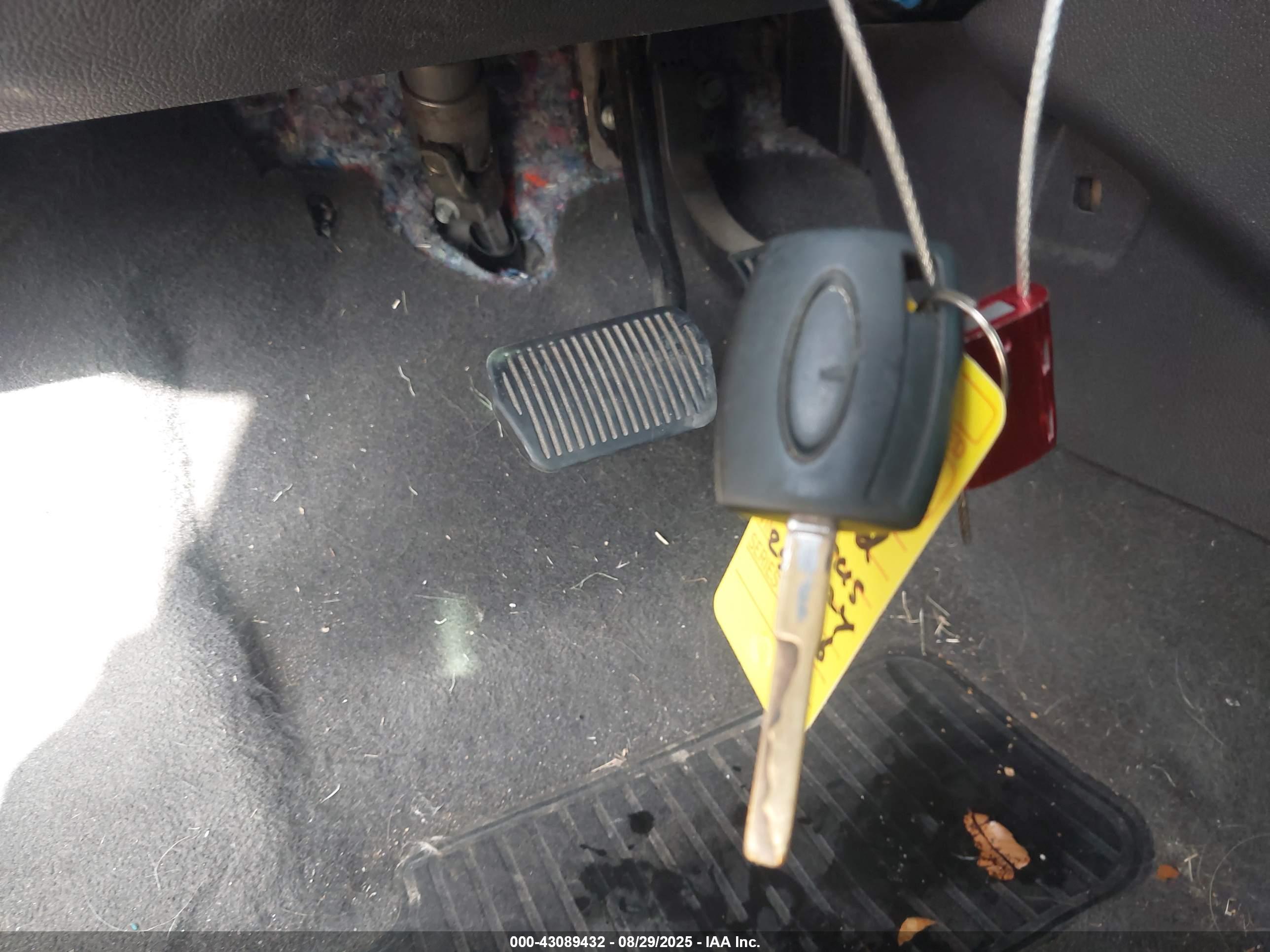 FORD FOCUS image 11