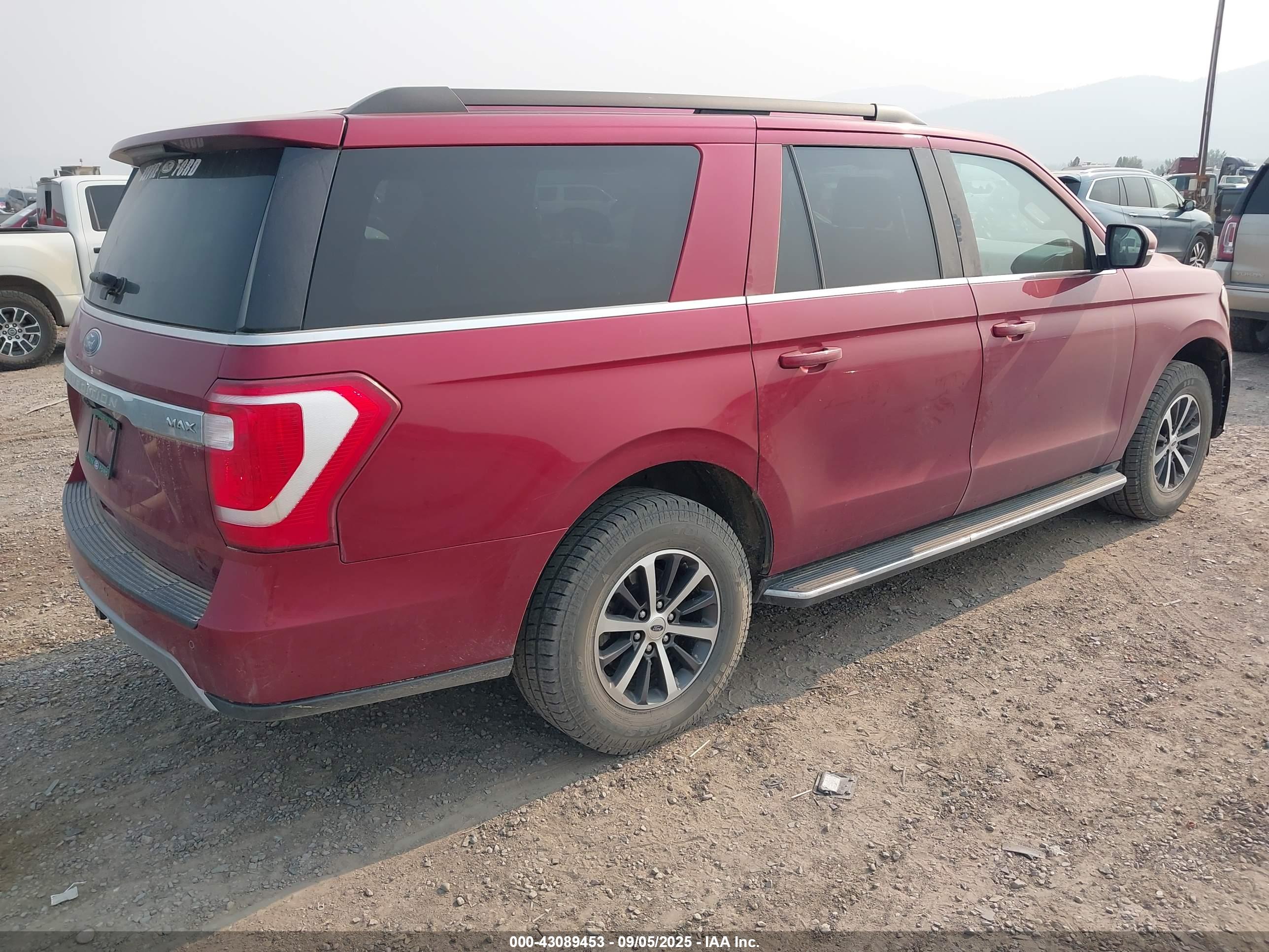 FORD EXPEDITION image 4