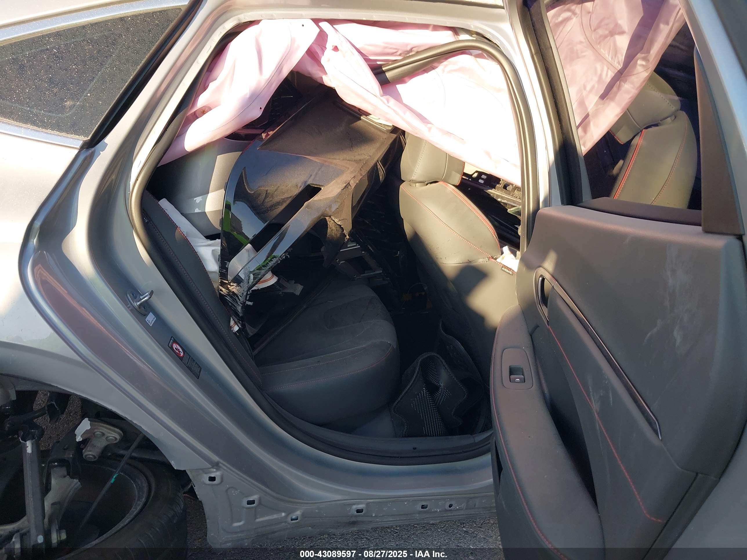 HYUNDAI SONATA image 8