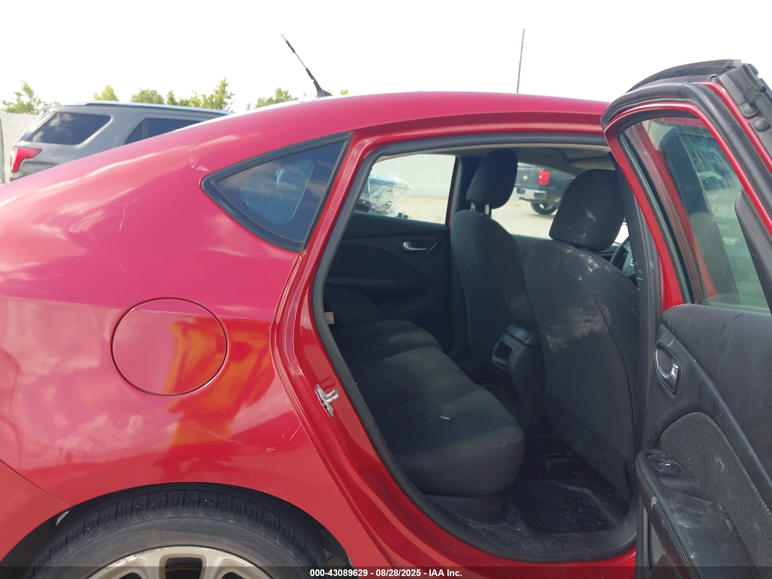 DODGE DART image 8