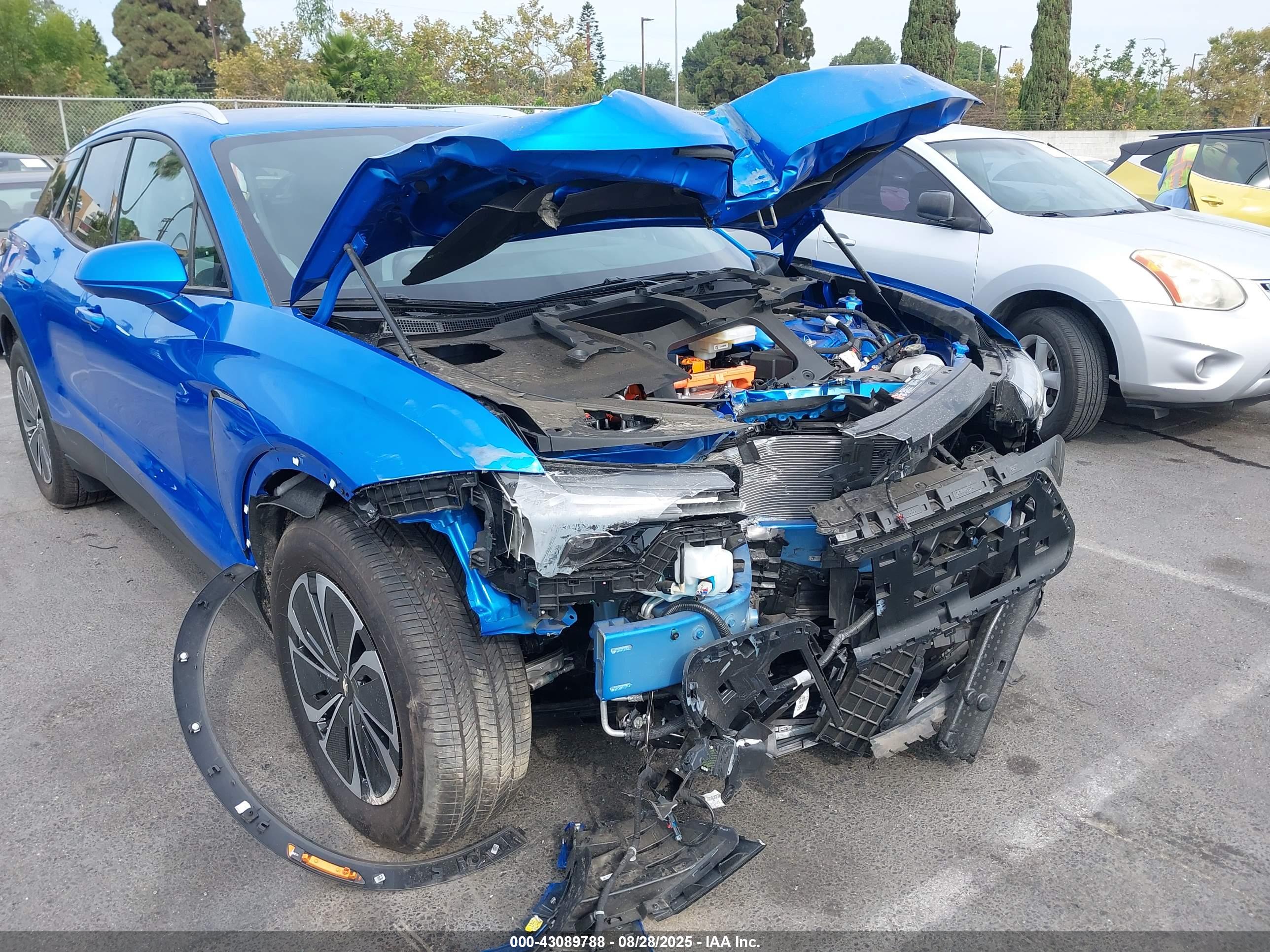 CHEVROLET BLAZER image 6