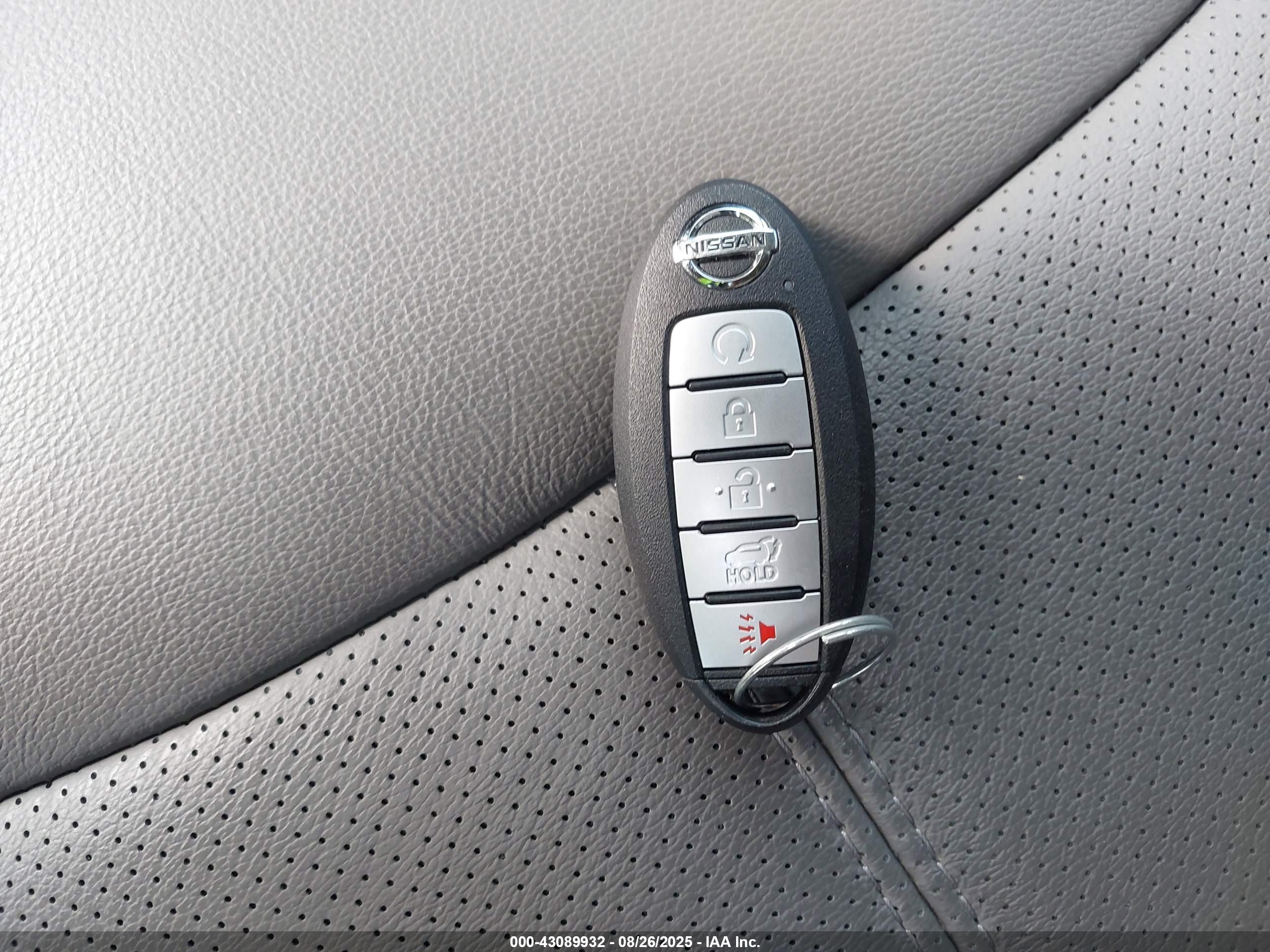 NISSAN PATHFINDER image 11