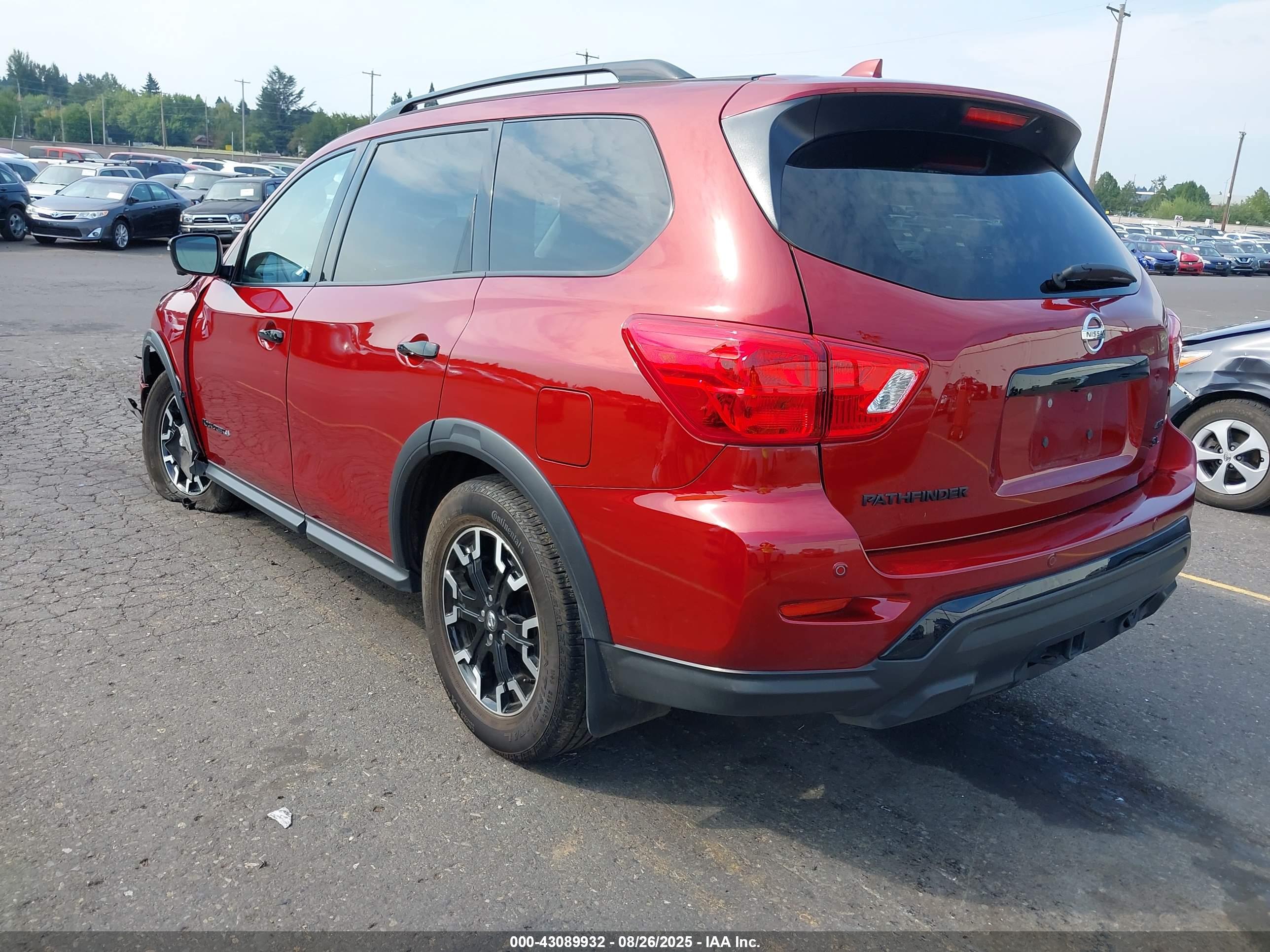 NISSAN PATHFINDER image 3