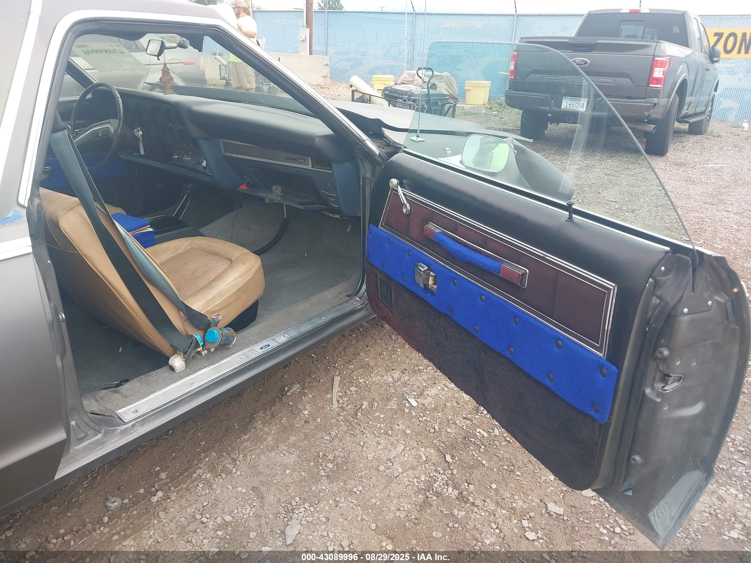 FORD RANCHERO image 5