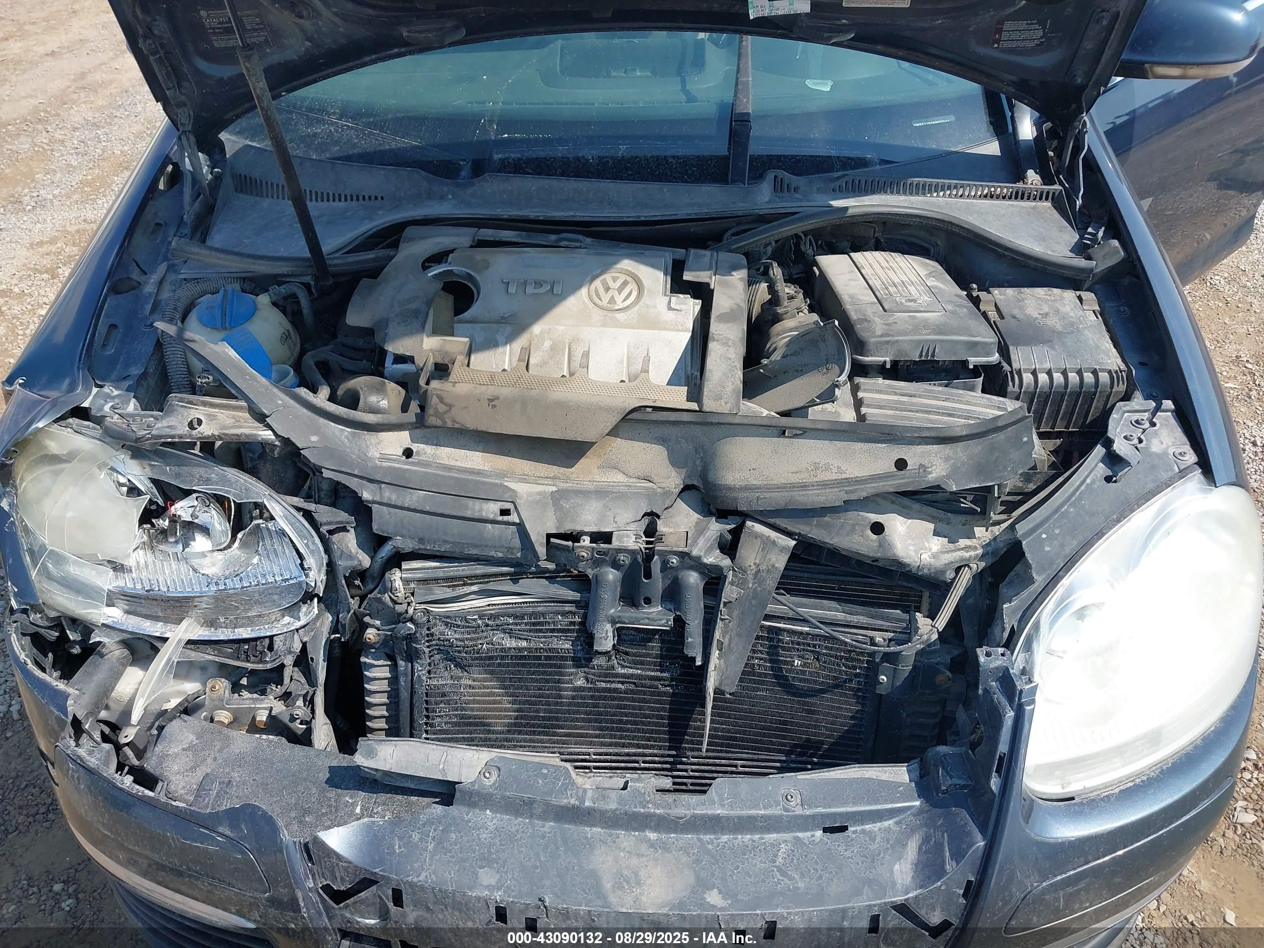 VOLKSWAGEN JETTA image 10