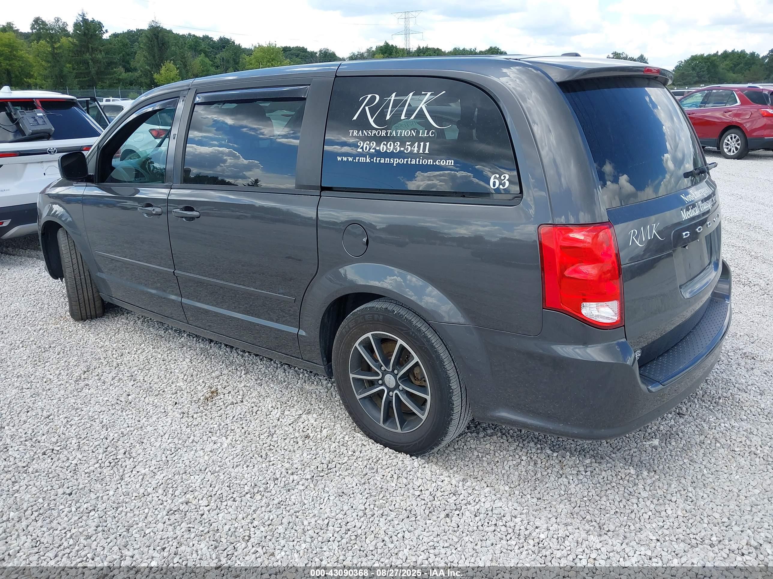 DODGE GRAND image 3