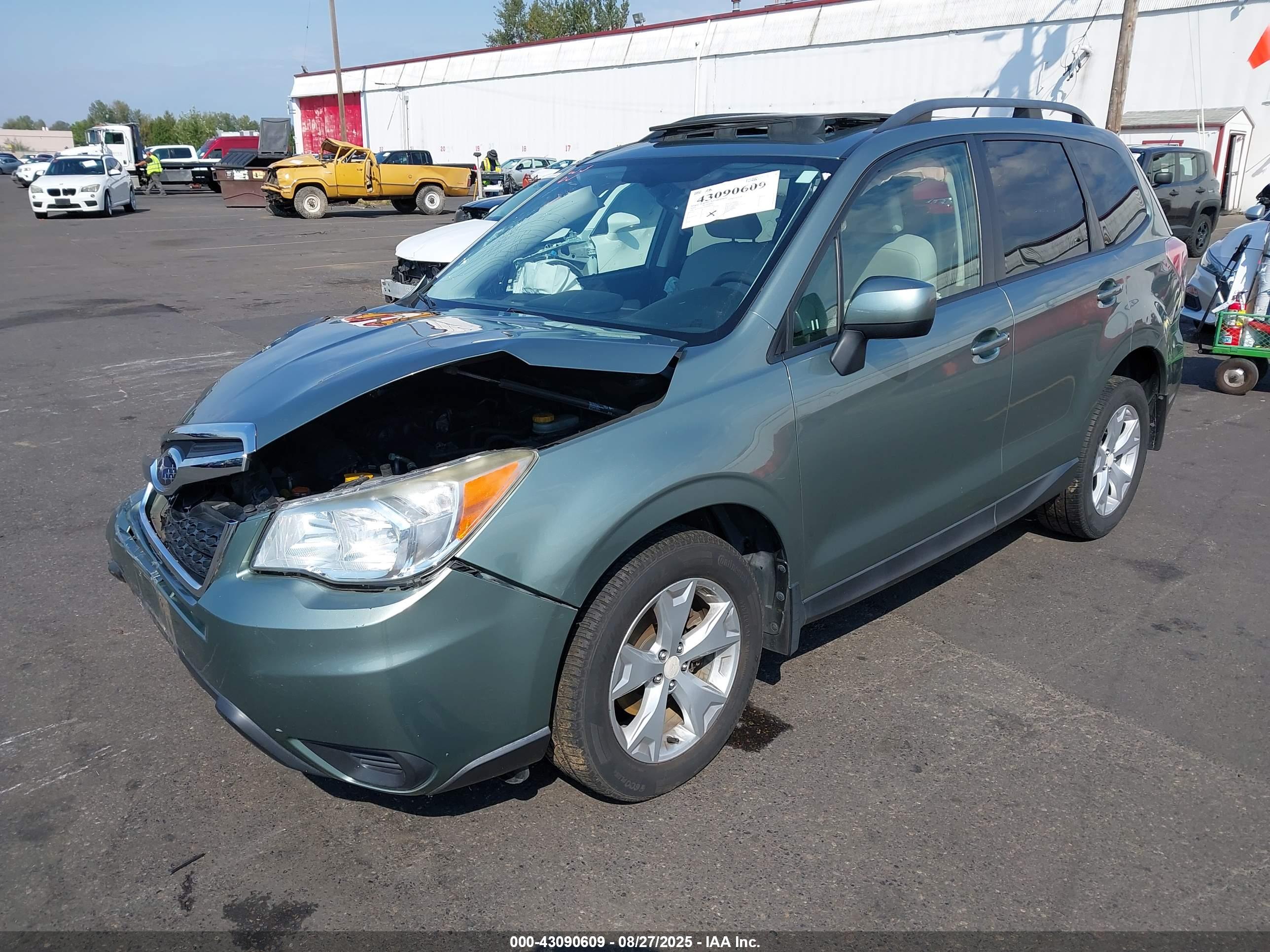 SUBARU FORESTER image 2