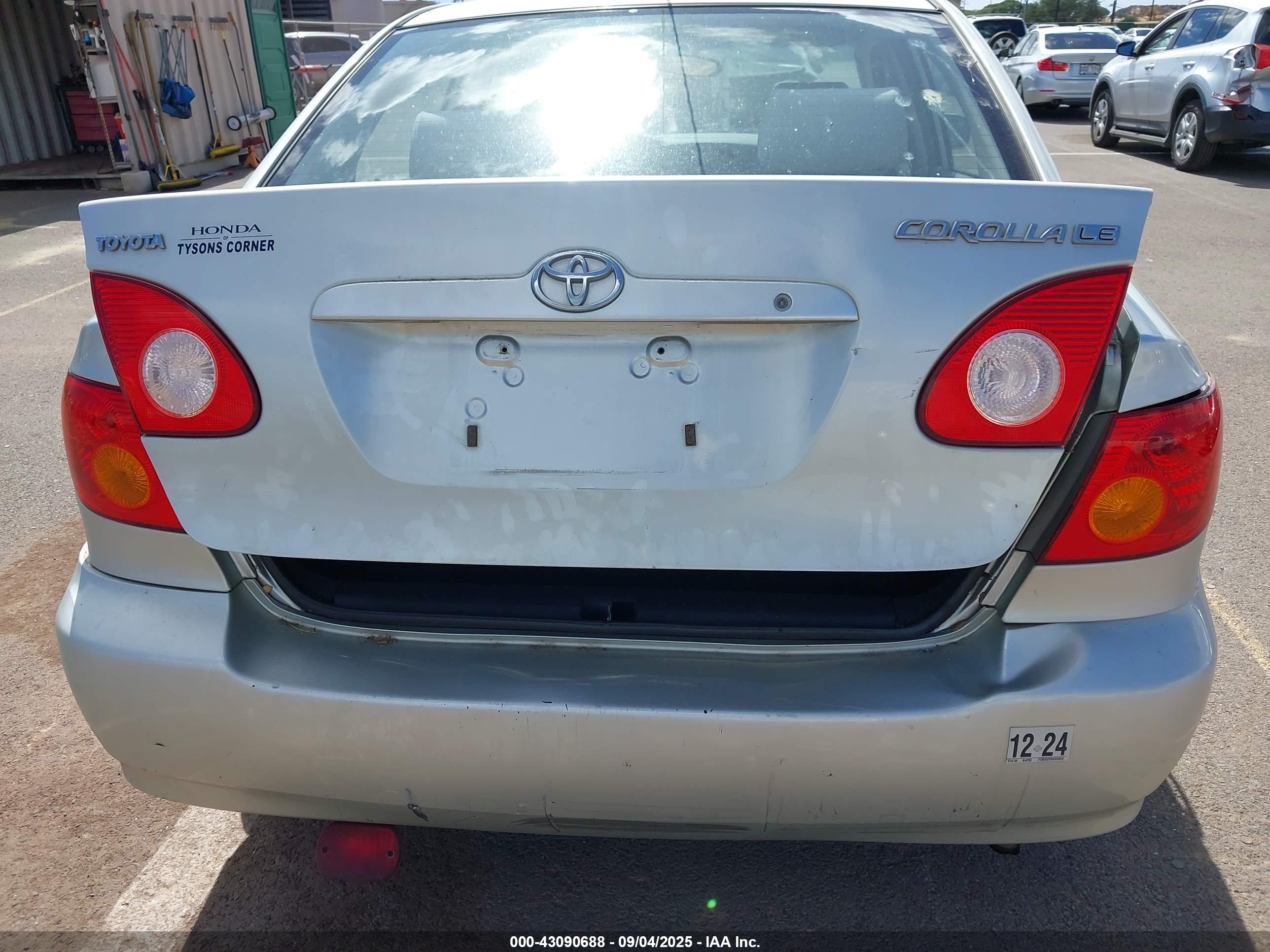 TOYOTA COROLLA image 6