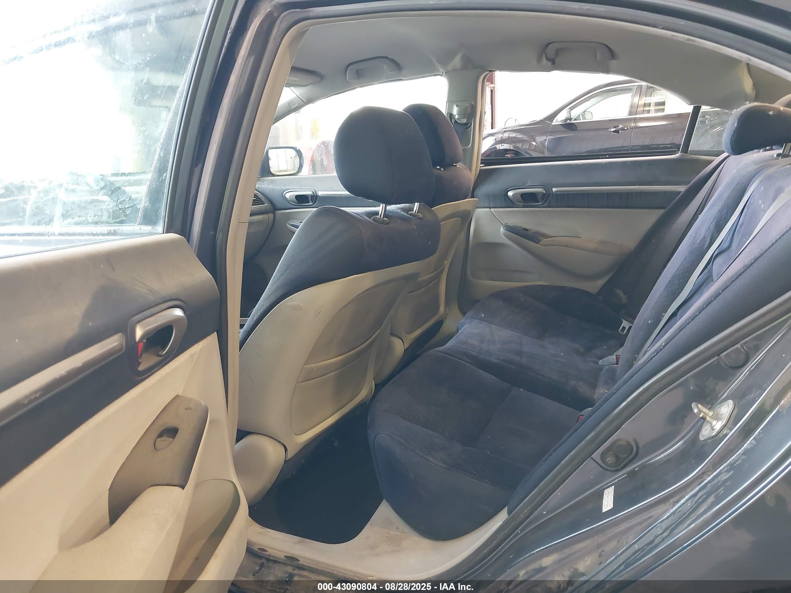 HONDA CIVIC image 8