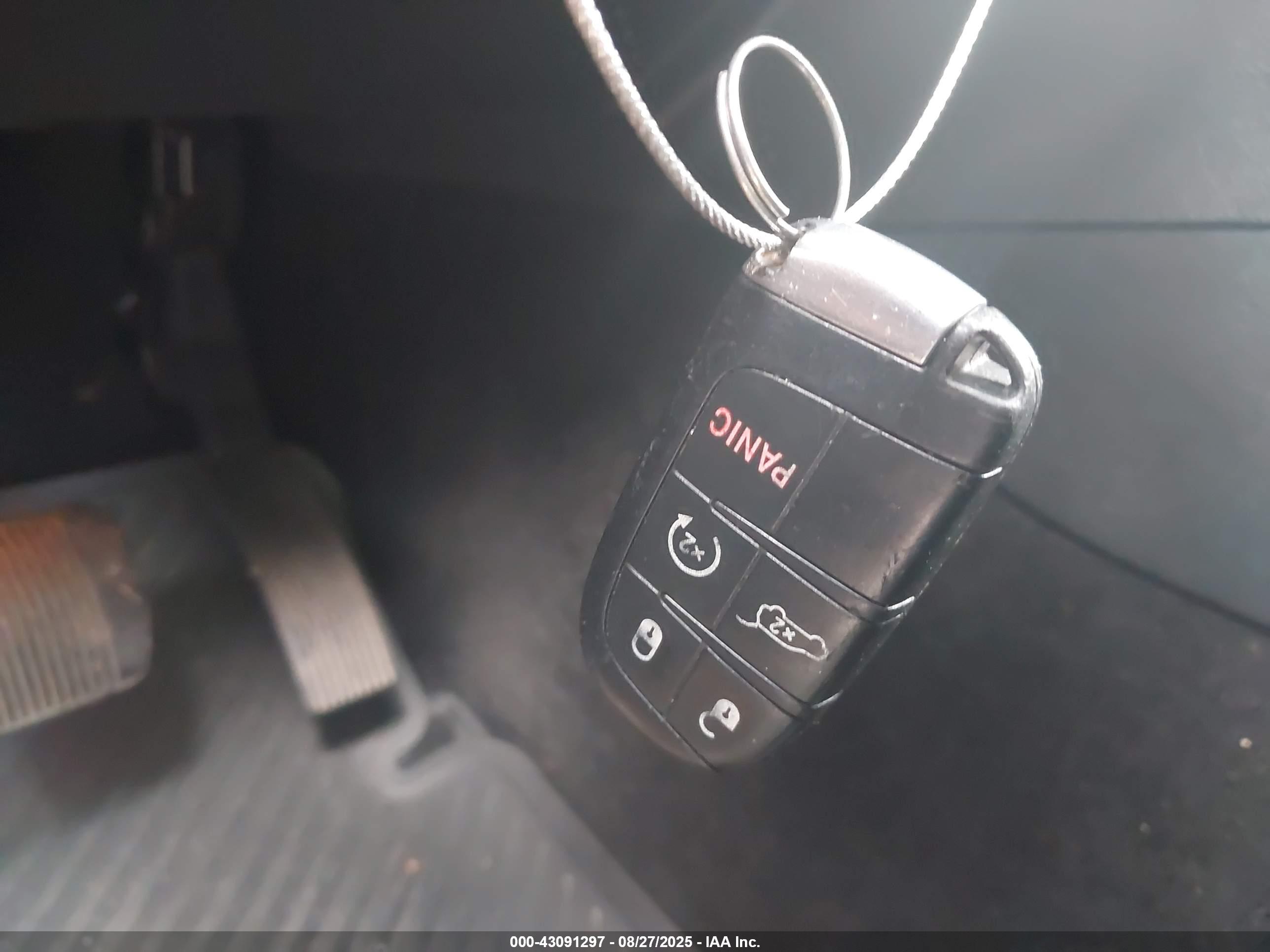 JEEP GRAND image 11