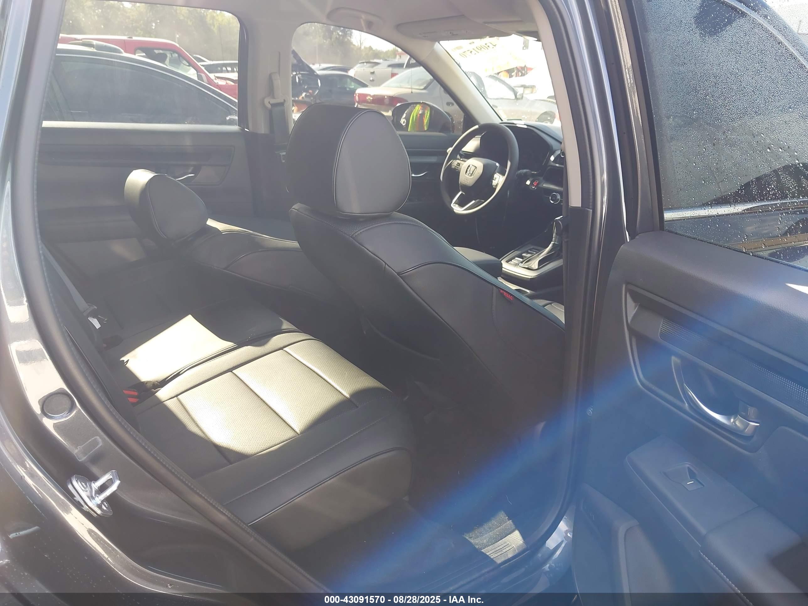 HONDA CR-V image 8