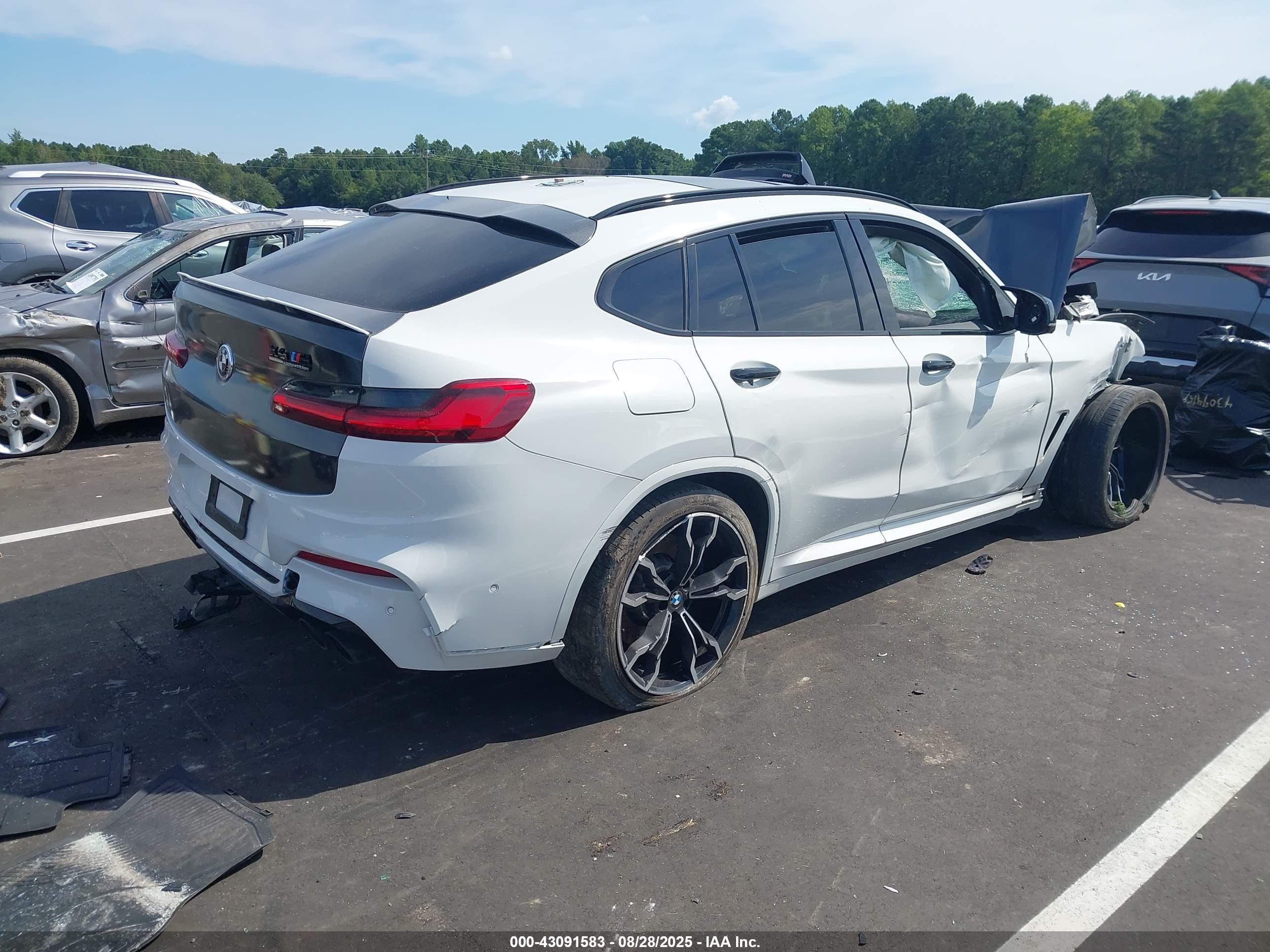 BMW X4 image 4