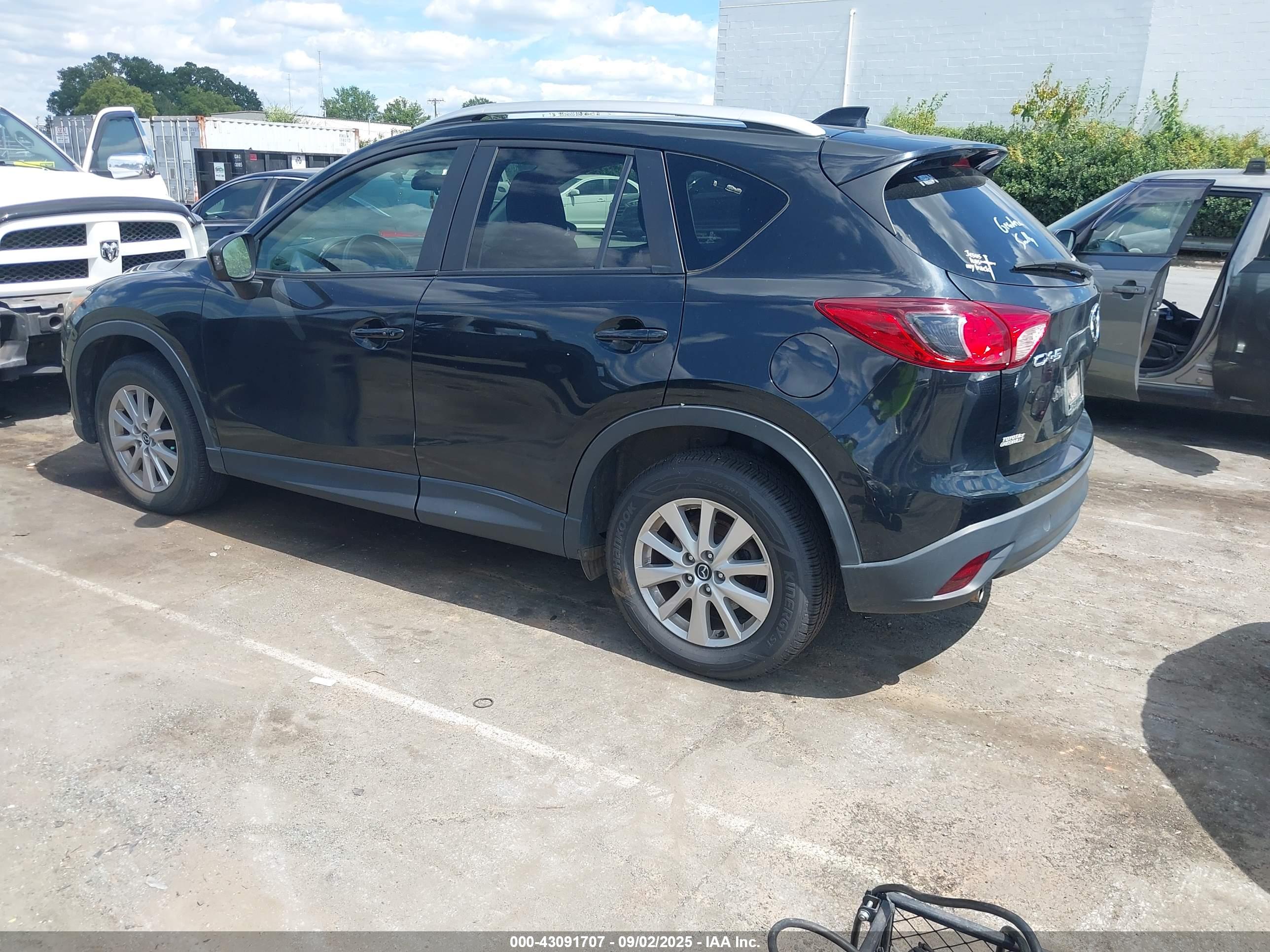 MAZDA CX-5 image 3