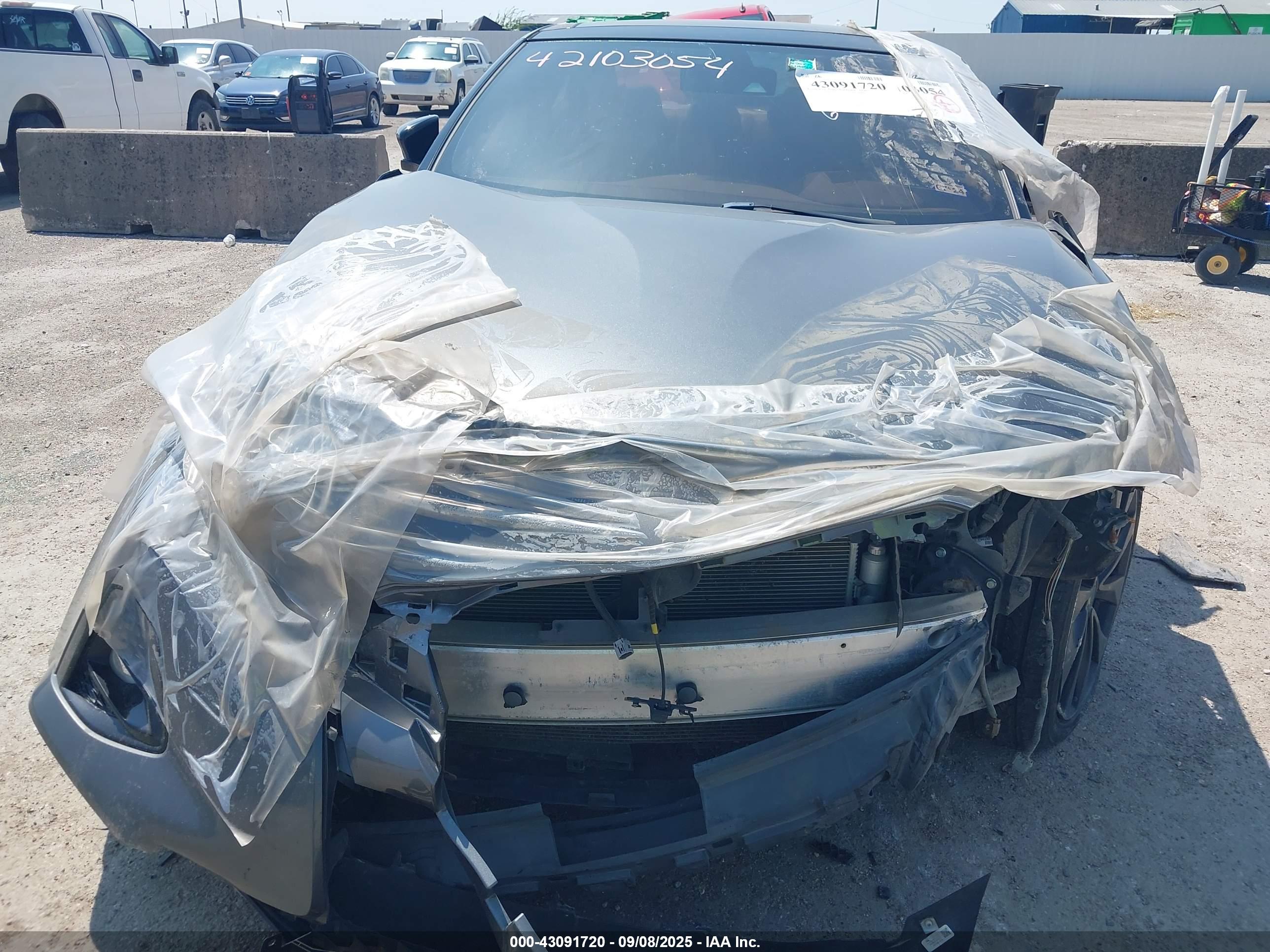 NISSAN MAXIMA image 10