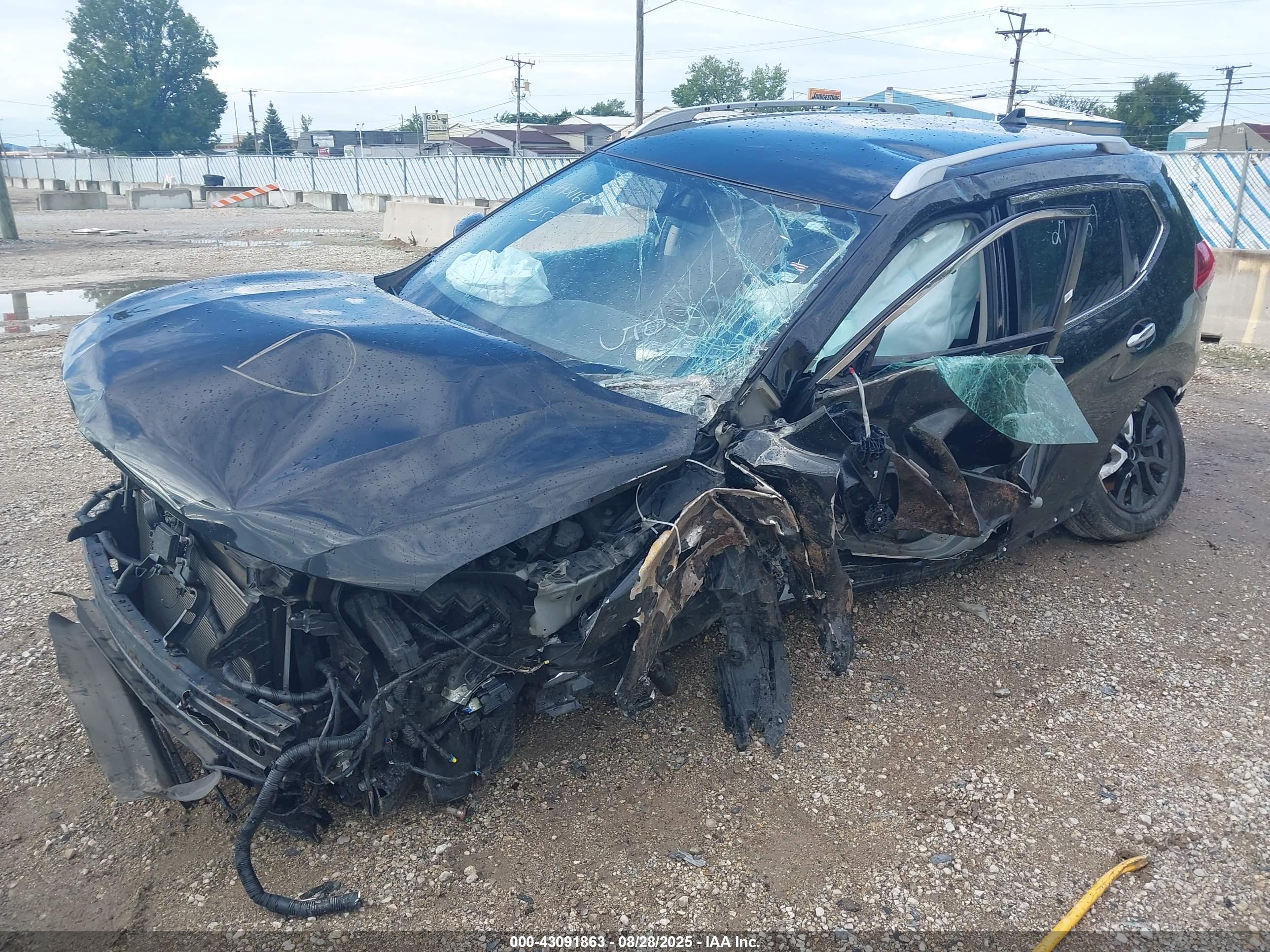 NISSAN ROGUE image 6