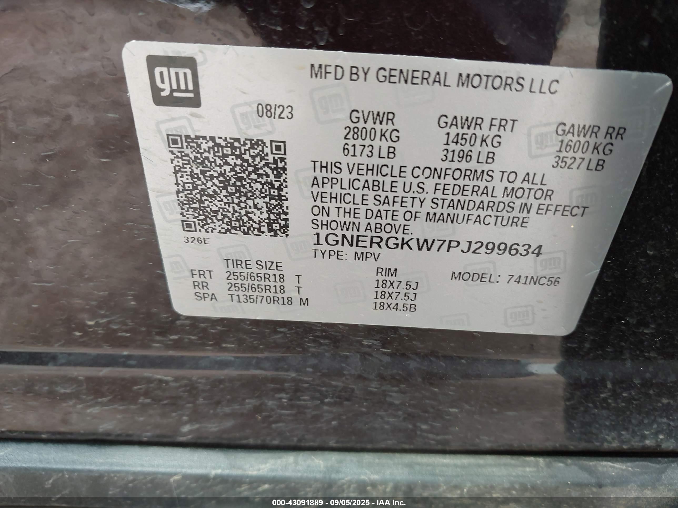 CHEVROLET TRAVERSE image 9