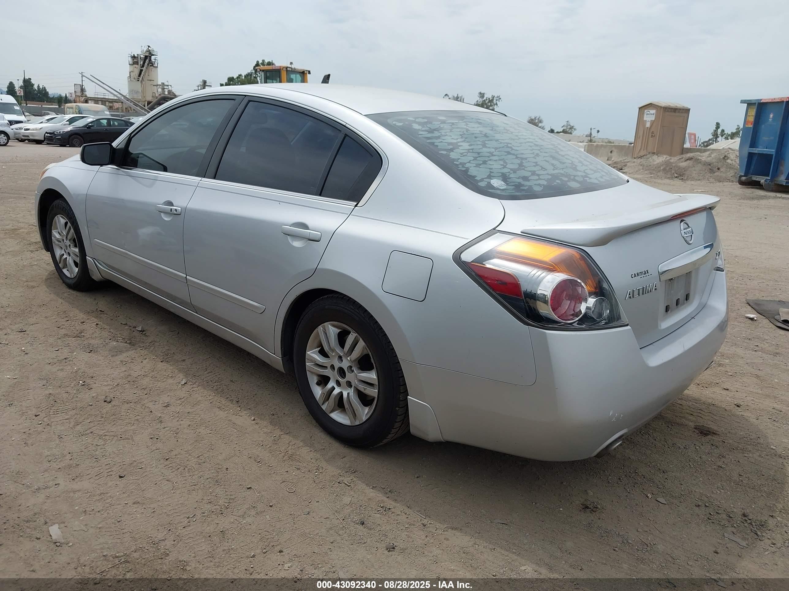 NISSAN ALTIMA image 3