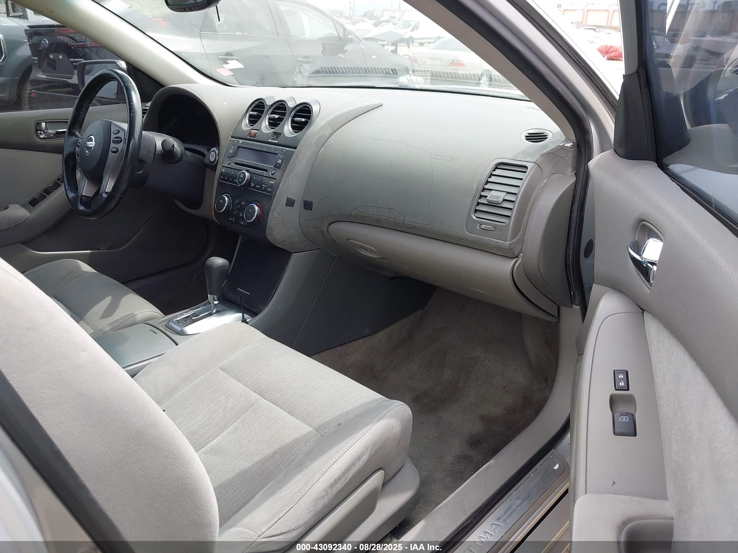 NISSAN ALTIMA image 5