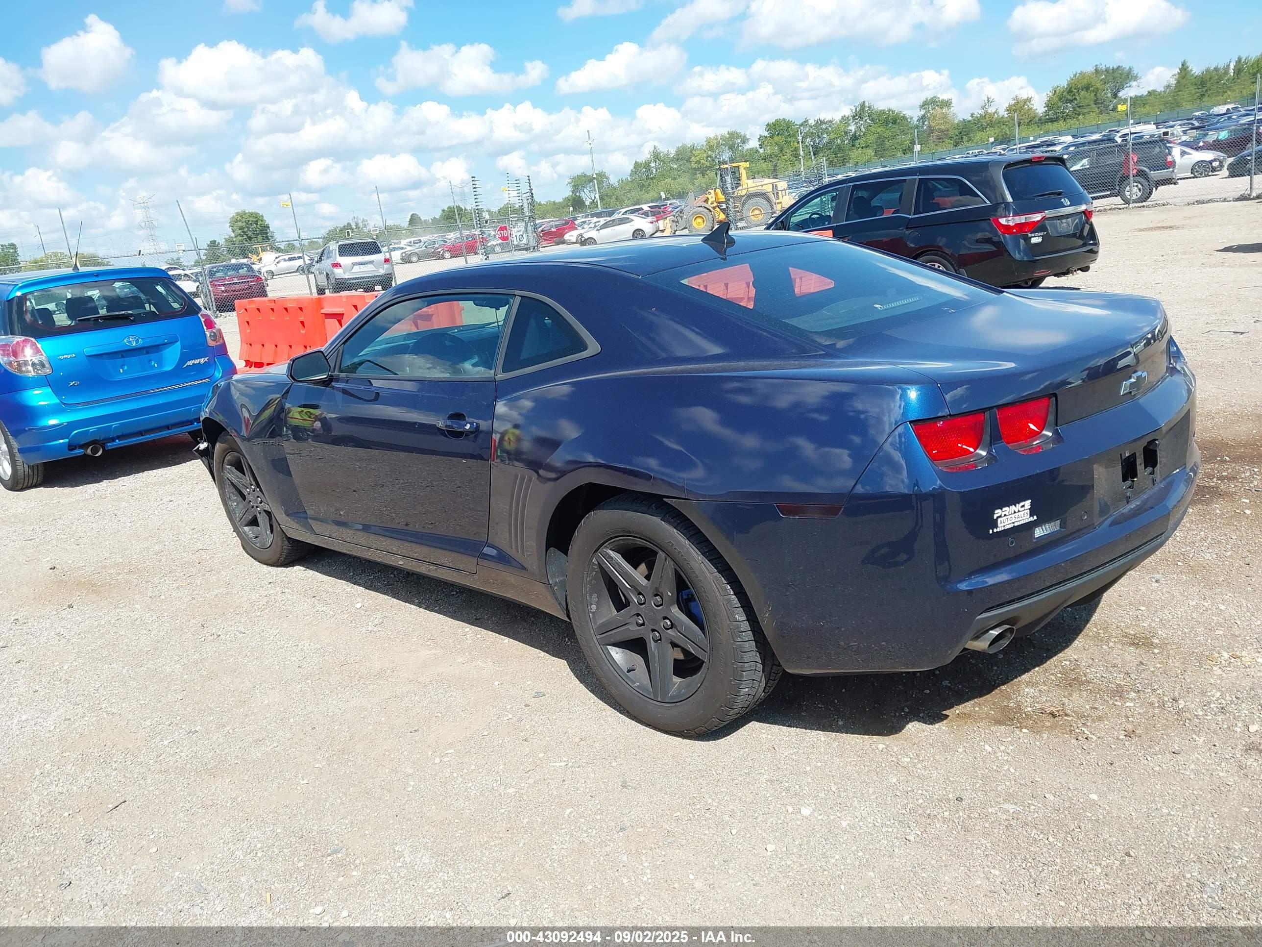 CHEVROLET CAMARO image 3