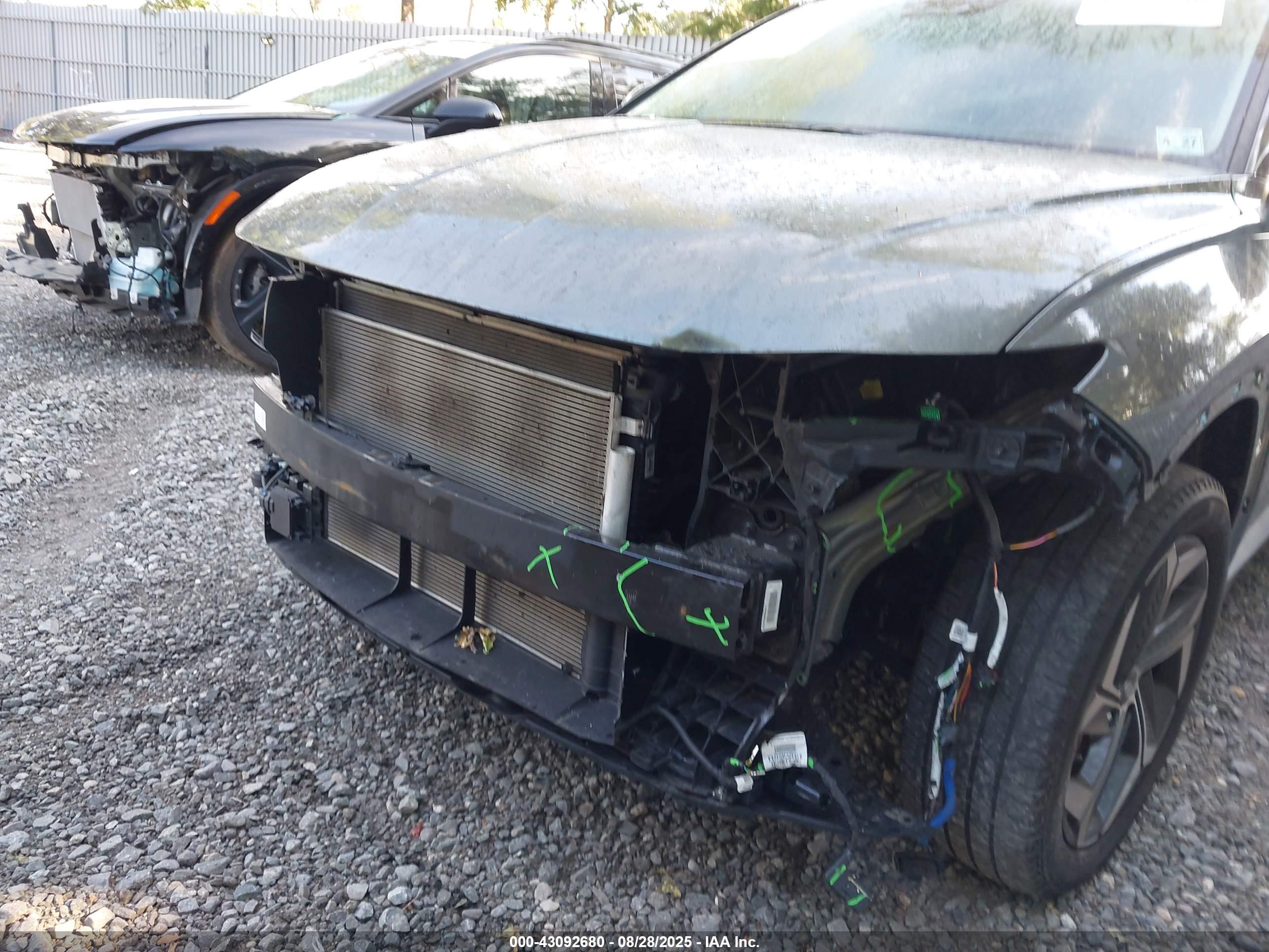 HYUNDAI TUCSON image 6