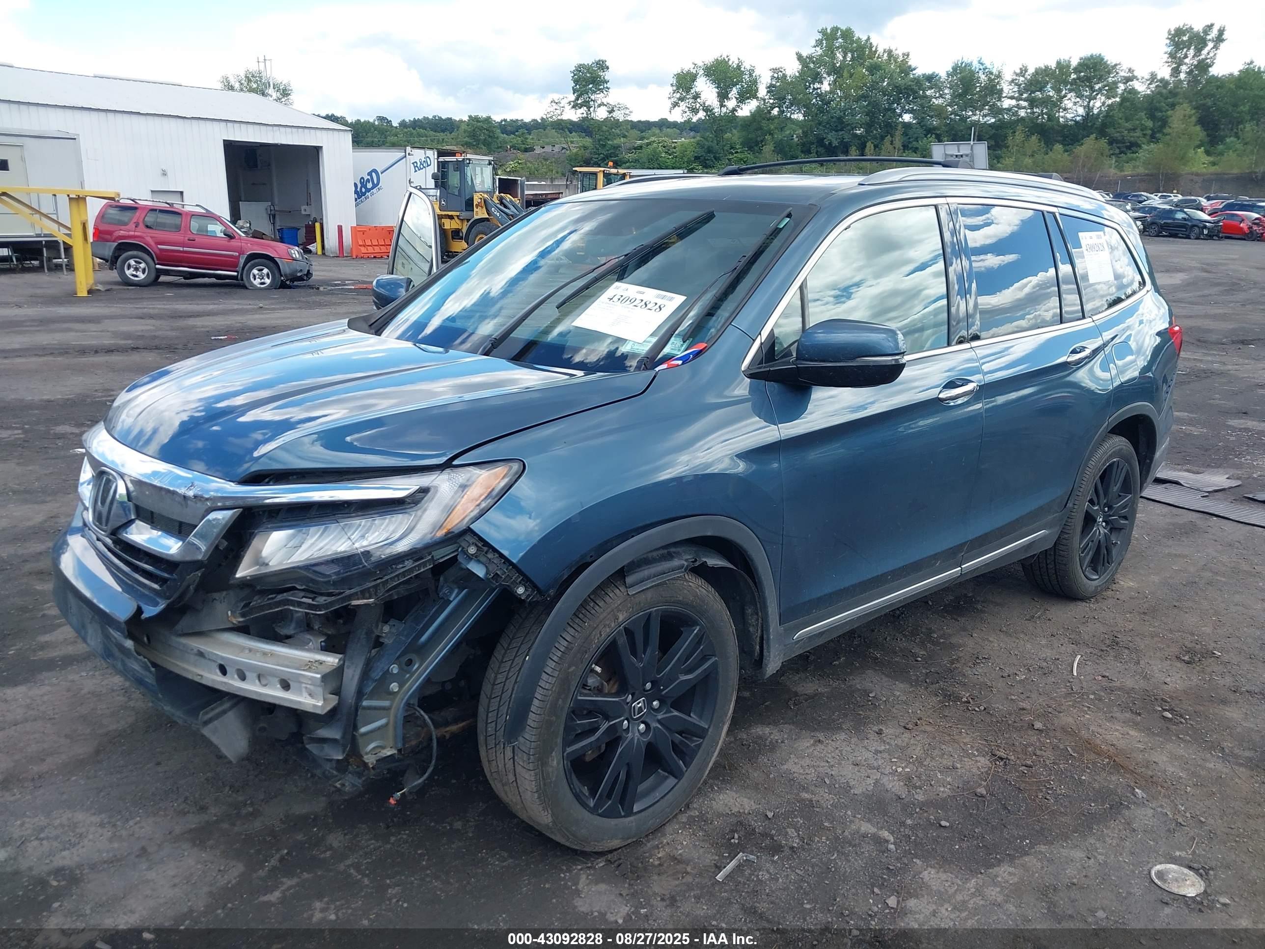 HONDA PILOT image 2
