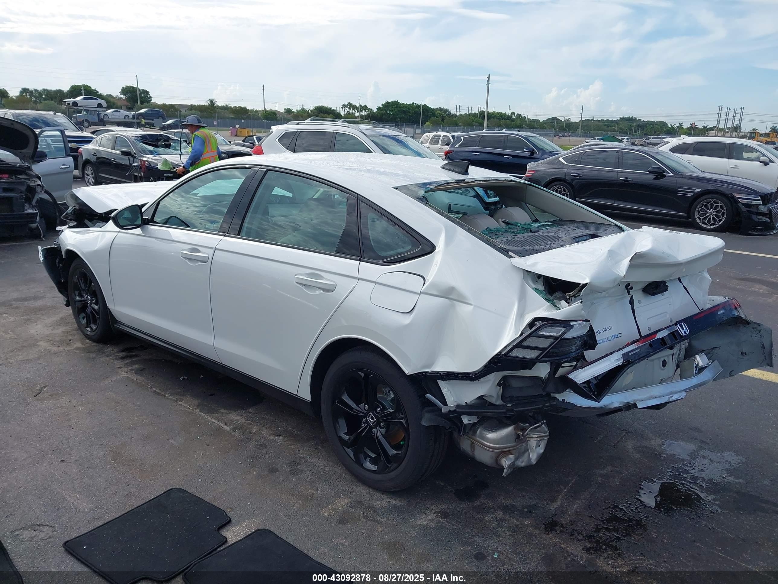 HONDA ACCORD image 3