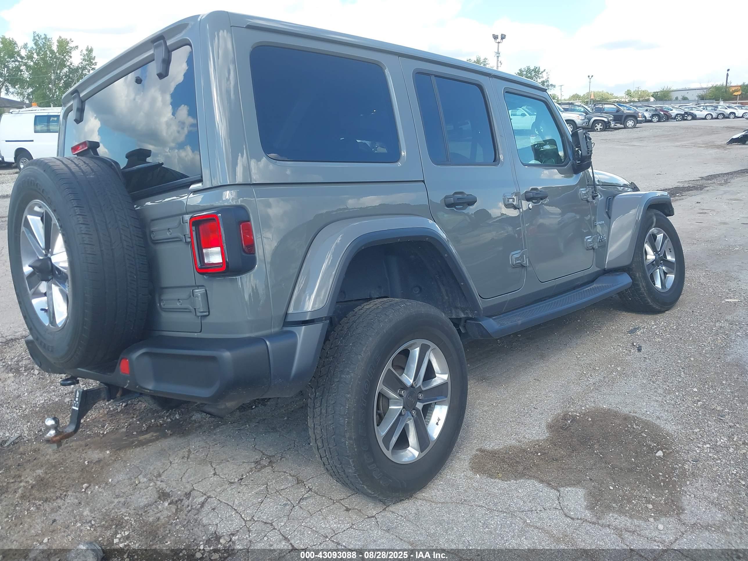 JEEP WRANGLER image 4