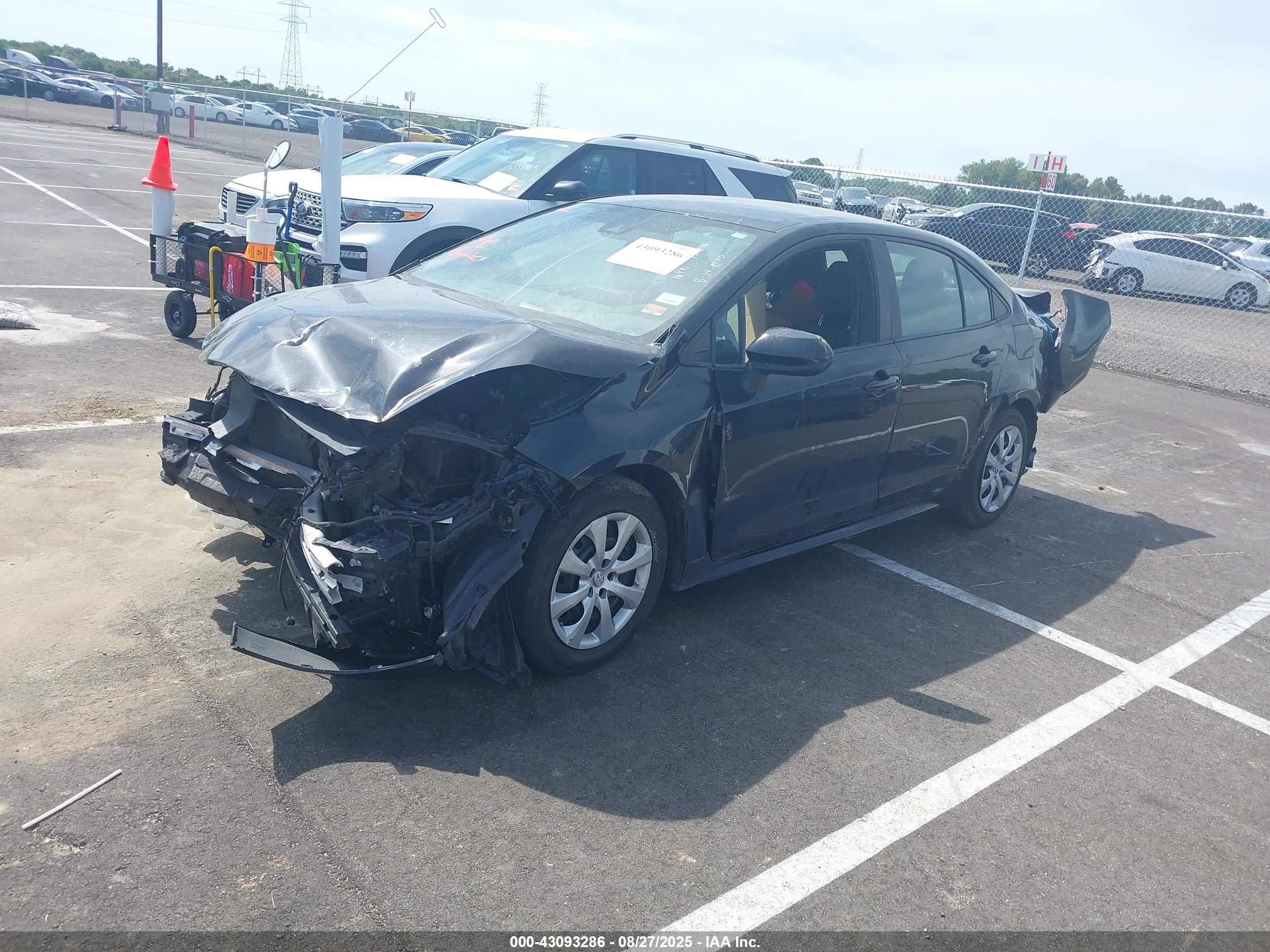 TOYOTA COROLLA image 2