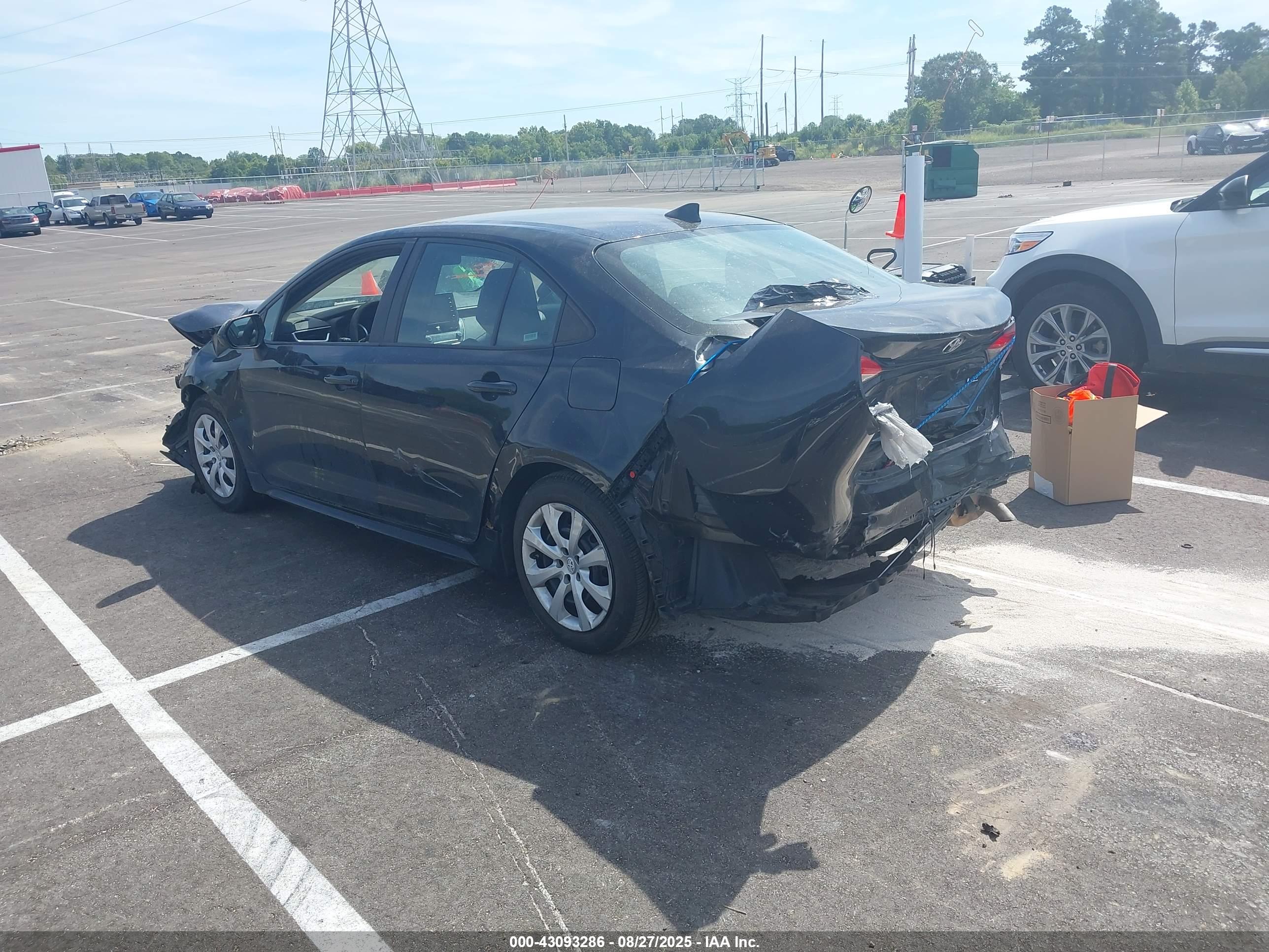 TOYOTA COROLLA image 3