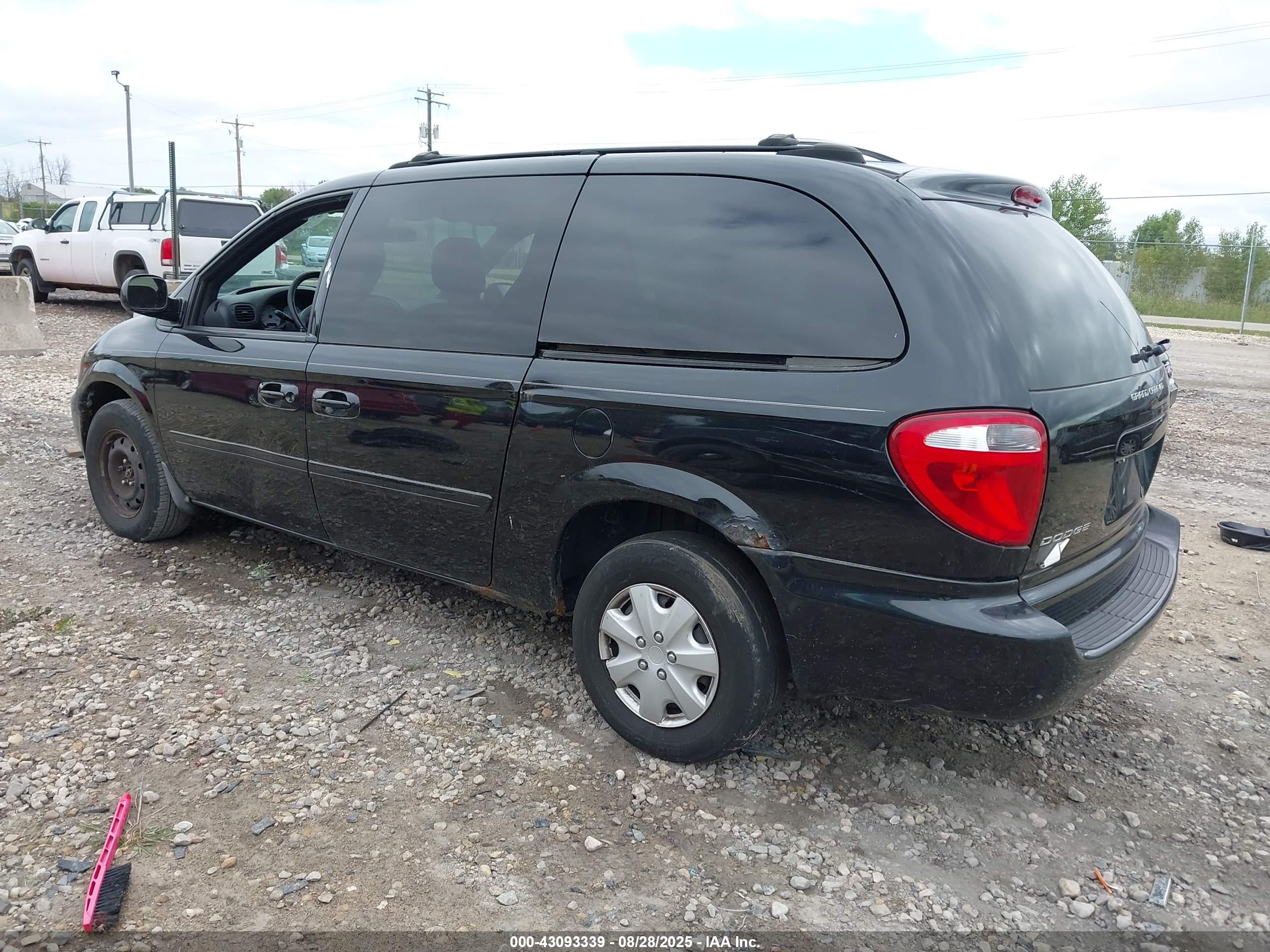 DODGE GRAND image 3
