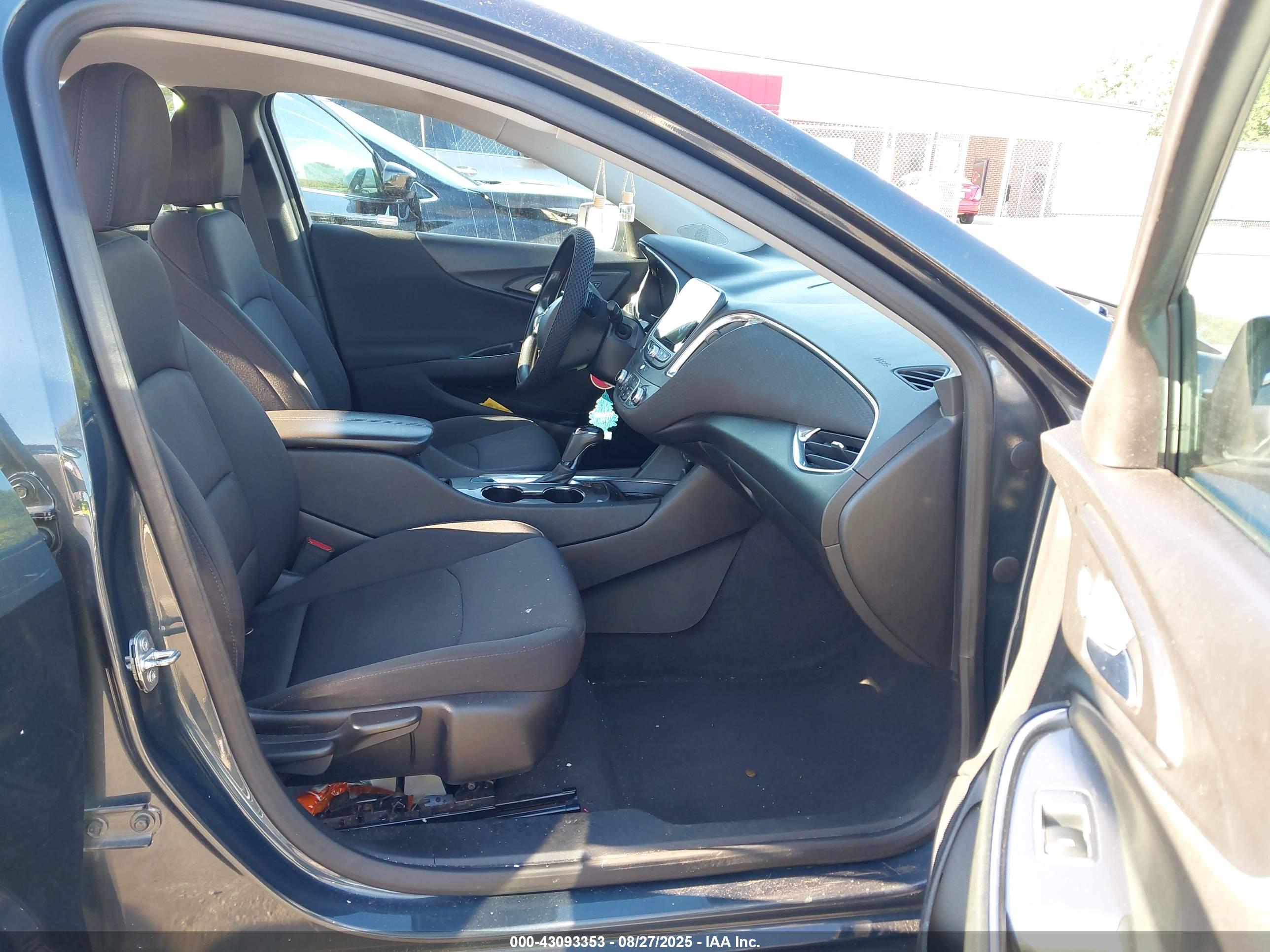 CHEVROLET MALIBU image 5