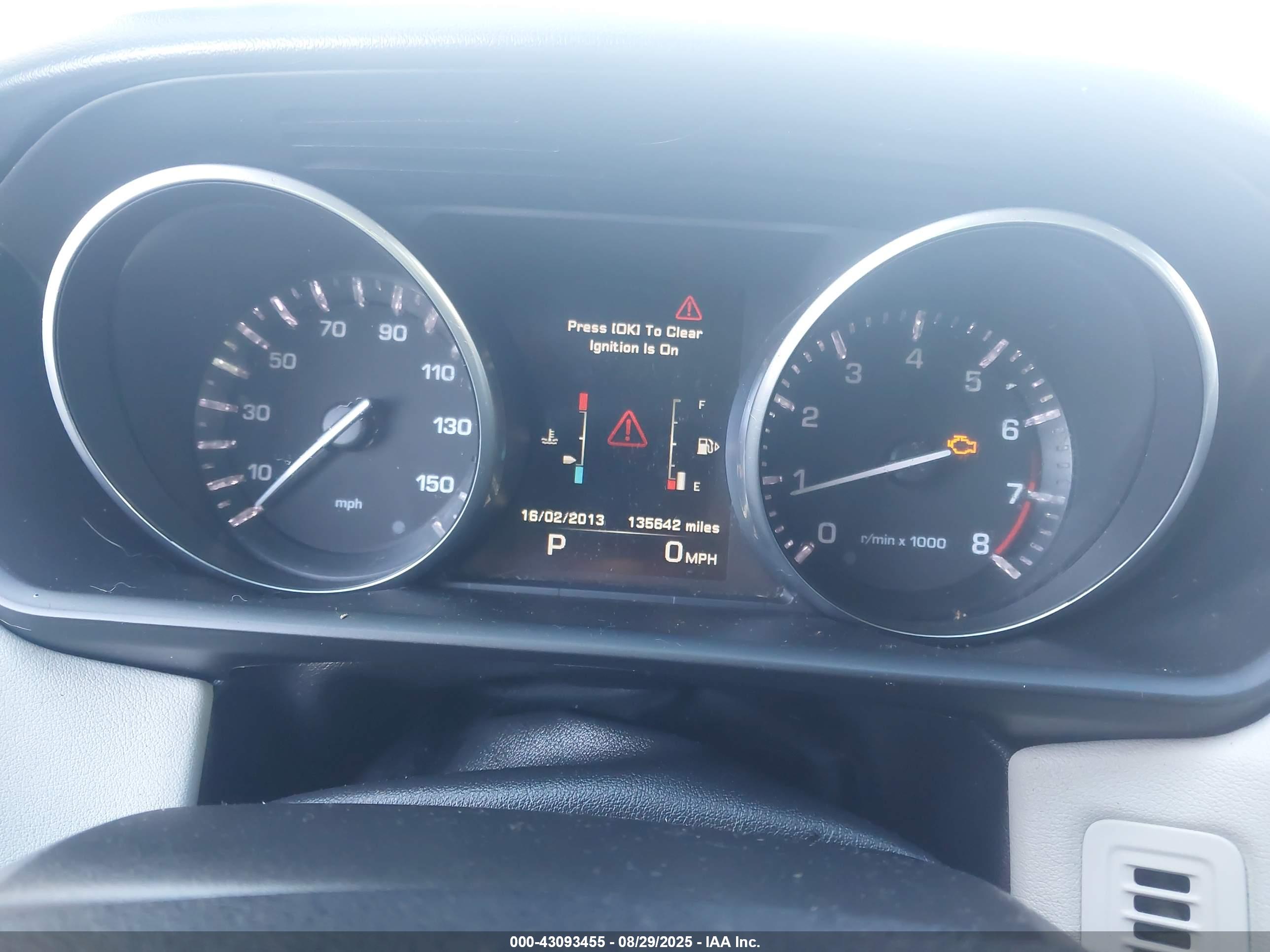 LAND ROVER image 7