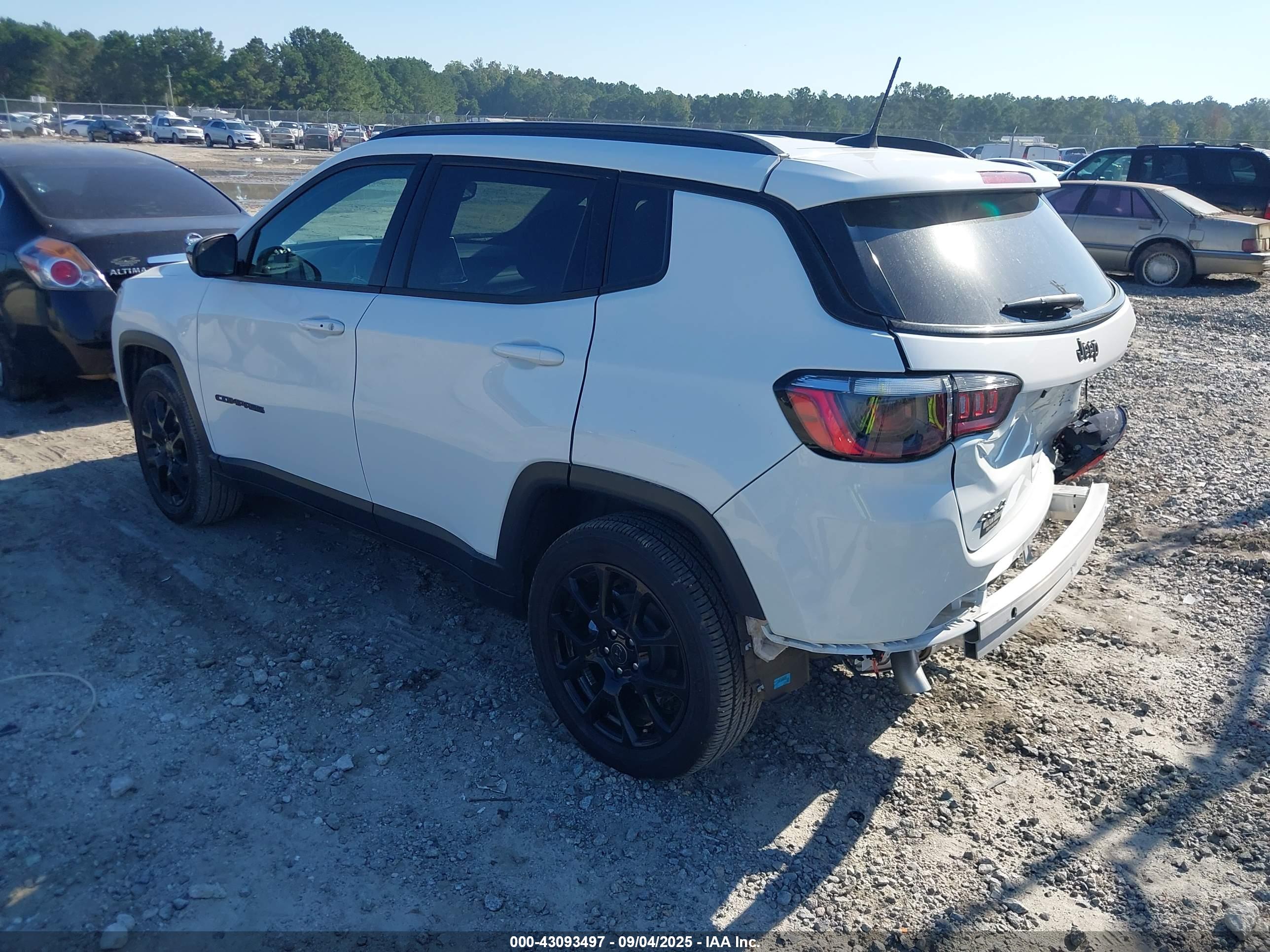 JEEP COMPASS image 3