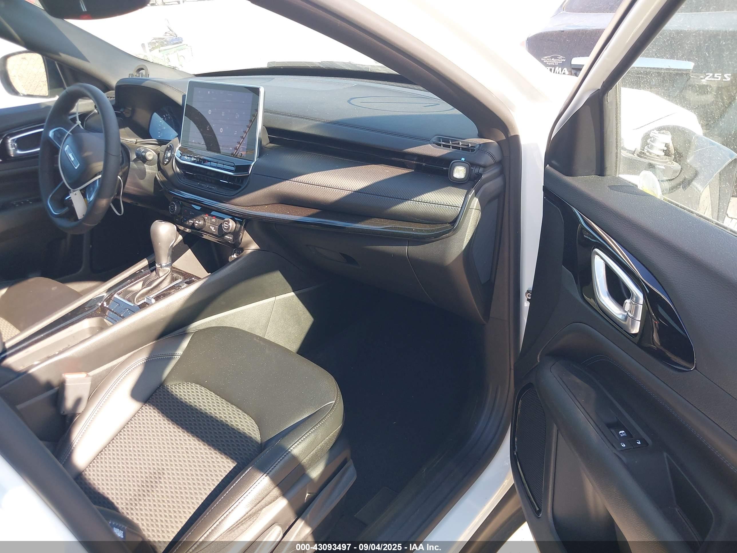 JEEP COMPASS image 5