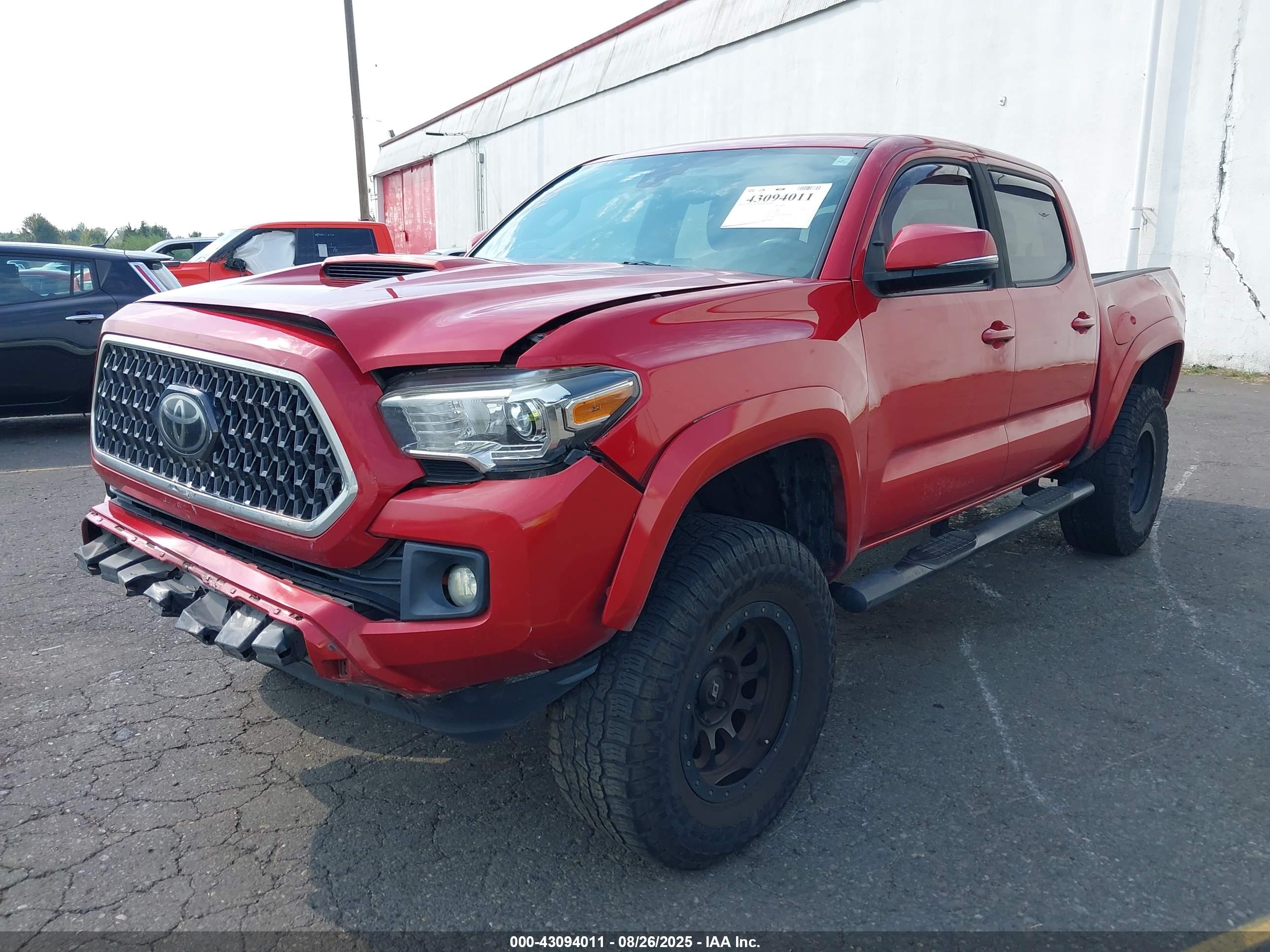 TOYOTA TACOMA image 2