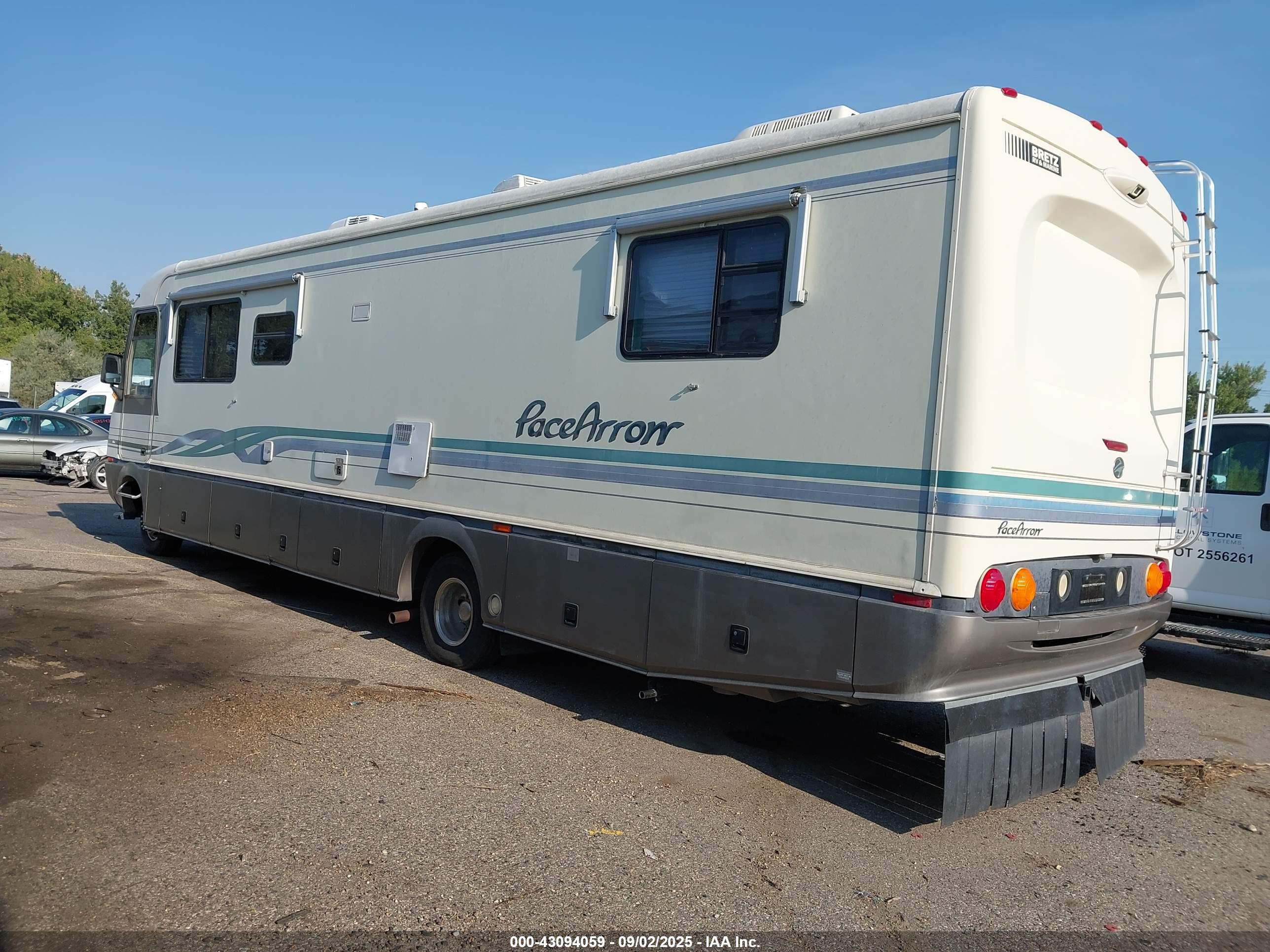 FORD F530 image 3