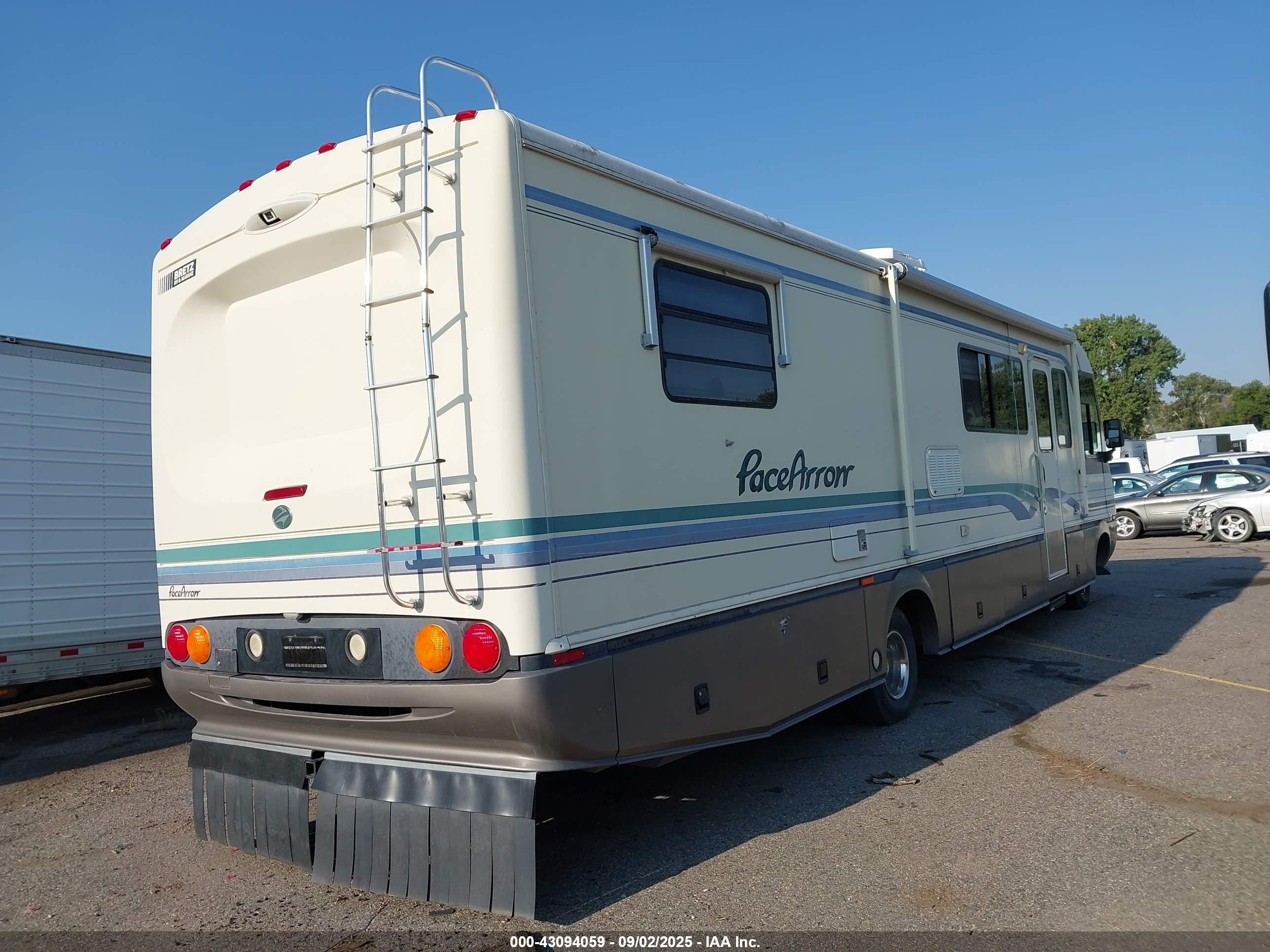 FORD F530 image 4