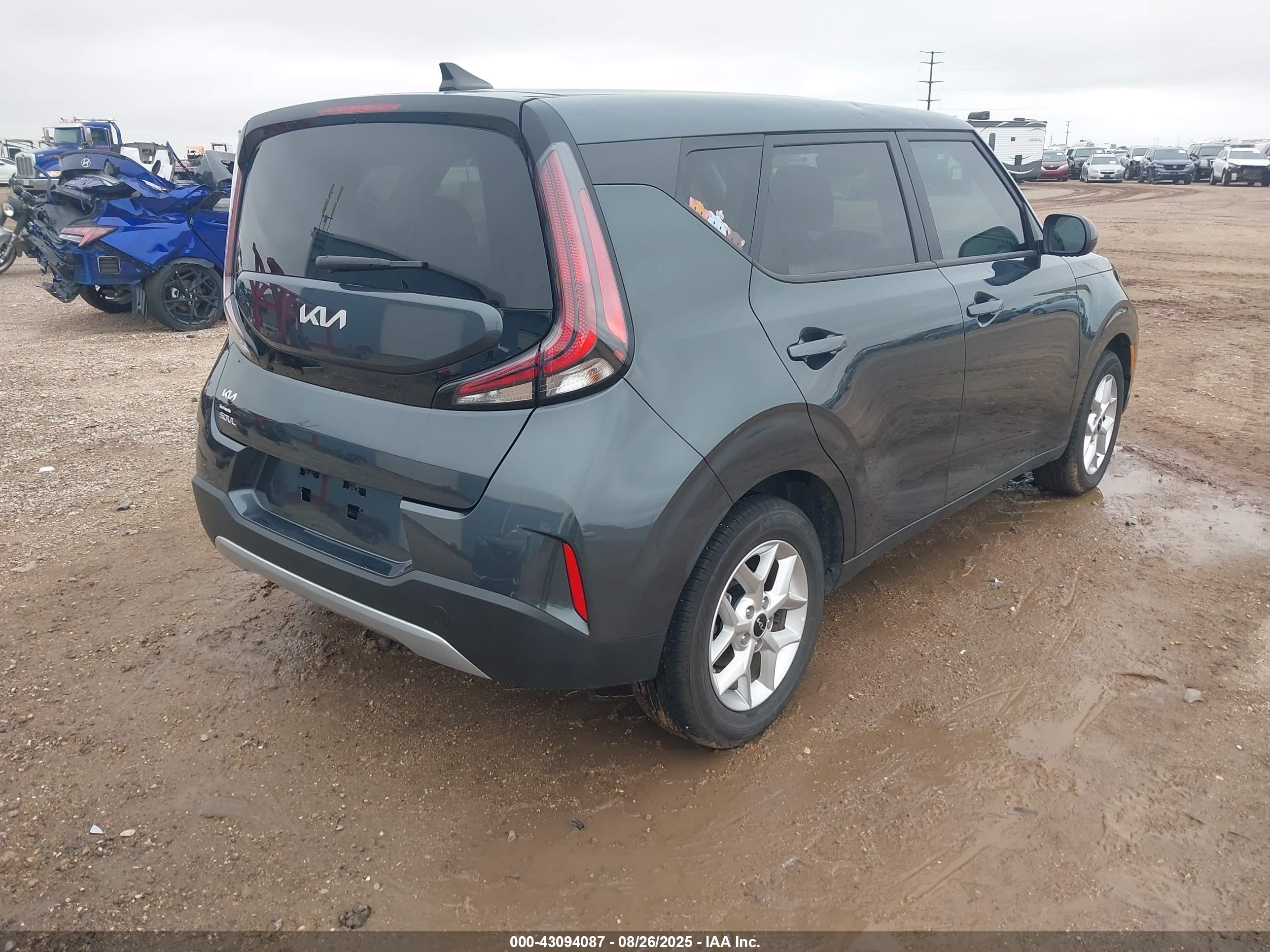 KIA SOUL image 4