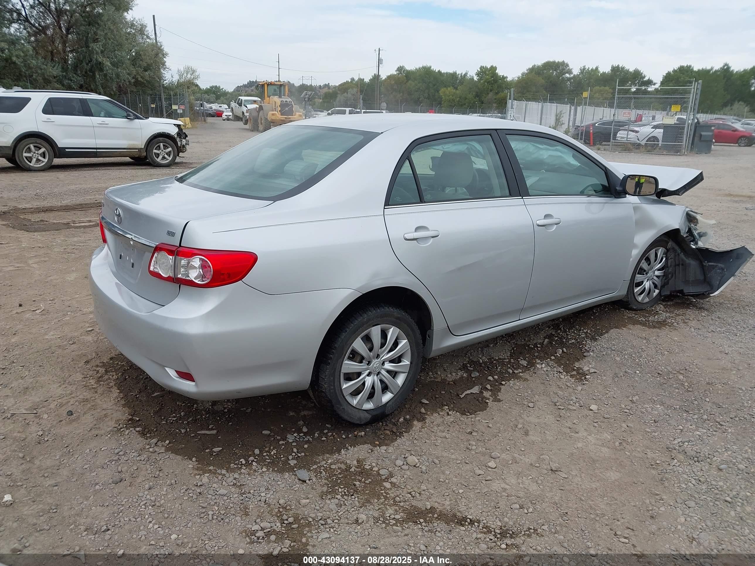 TOYOTA COROLLA image 4