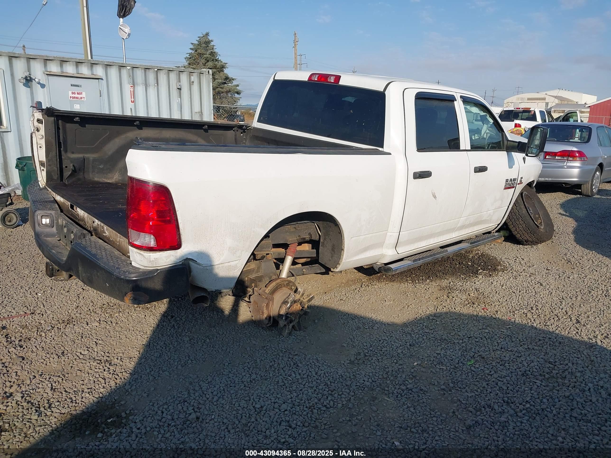 RAM 2500 image 4