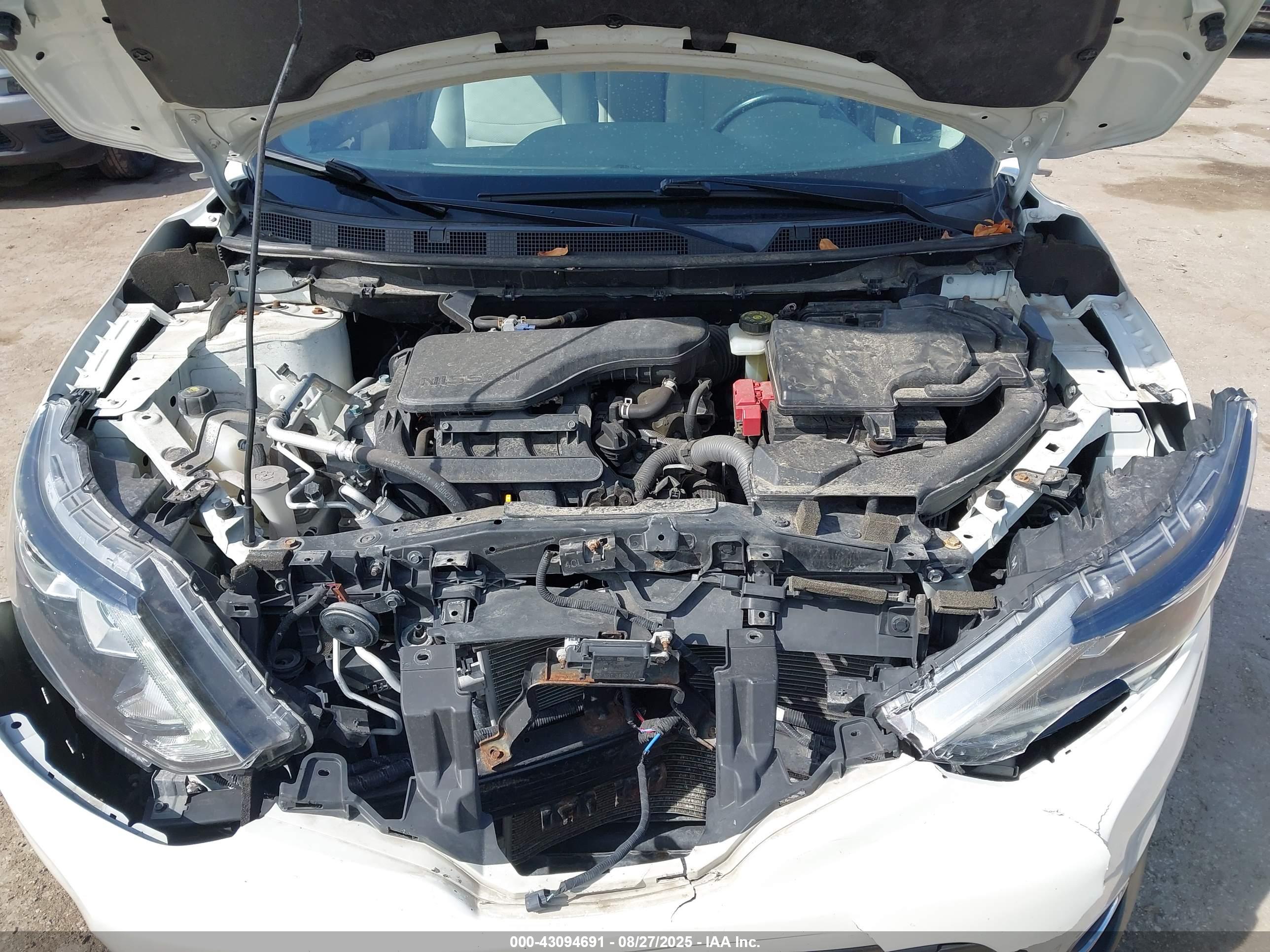 NISSAN ROGUE image 10