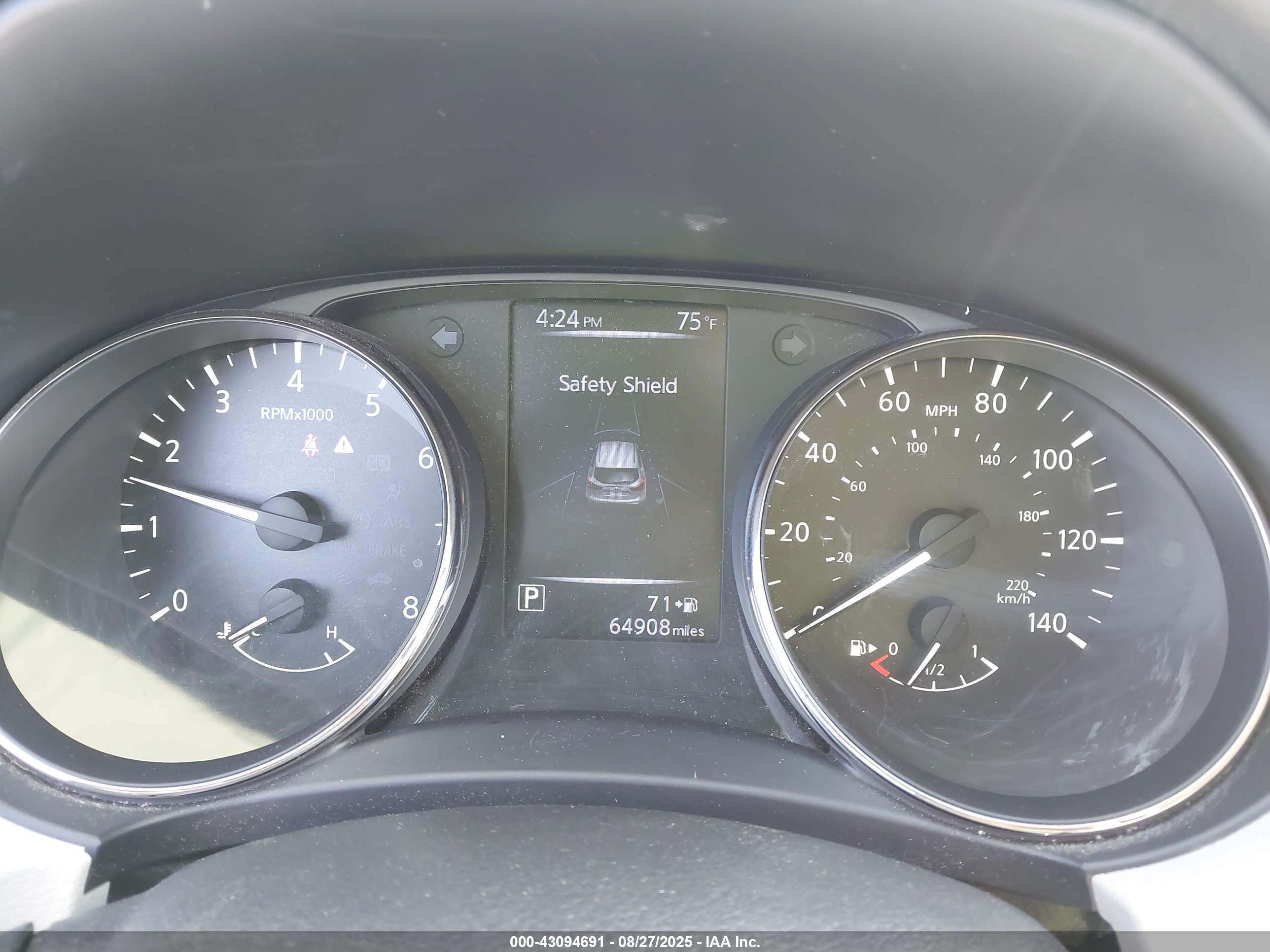 NISSAN ROGUE image 7