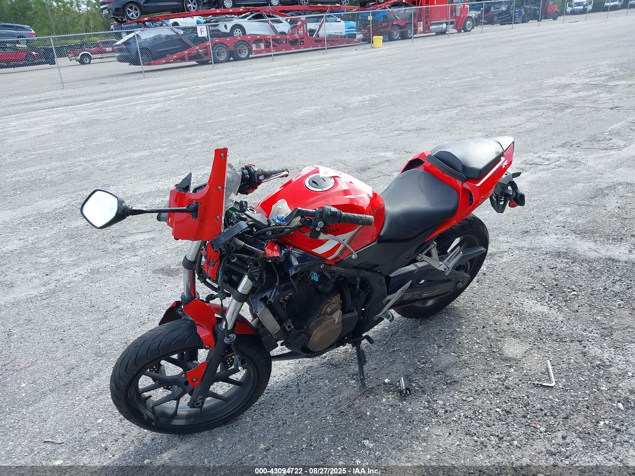 HONDA CBR500 image 2