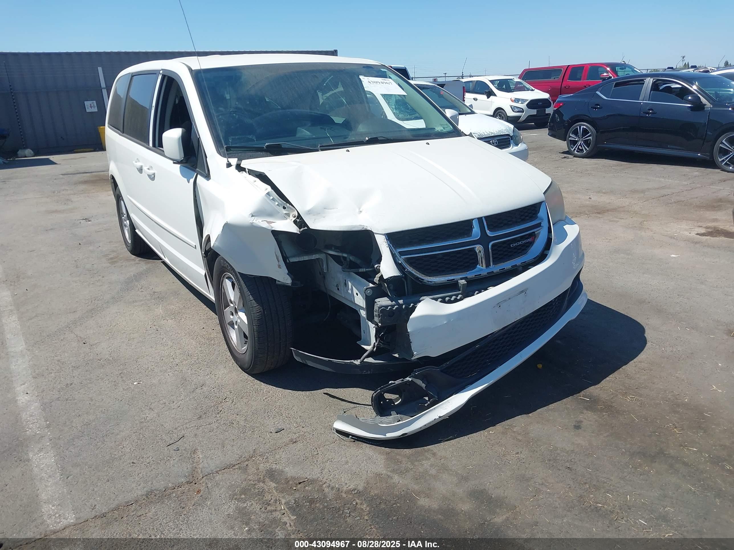 DODGE GRAND image 6